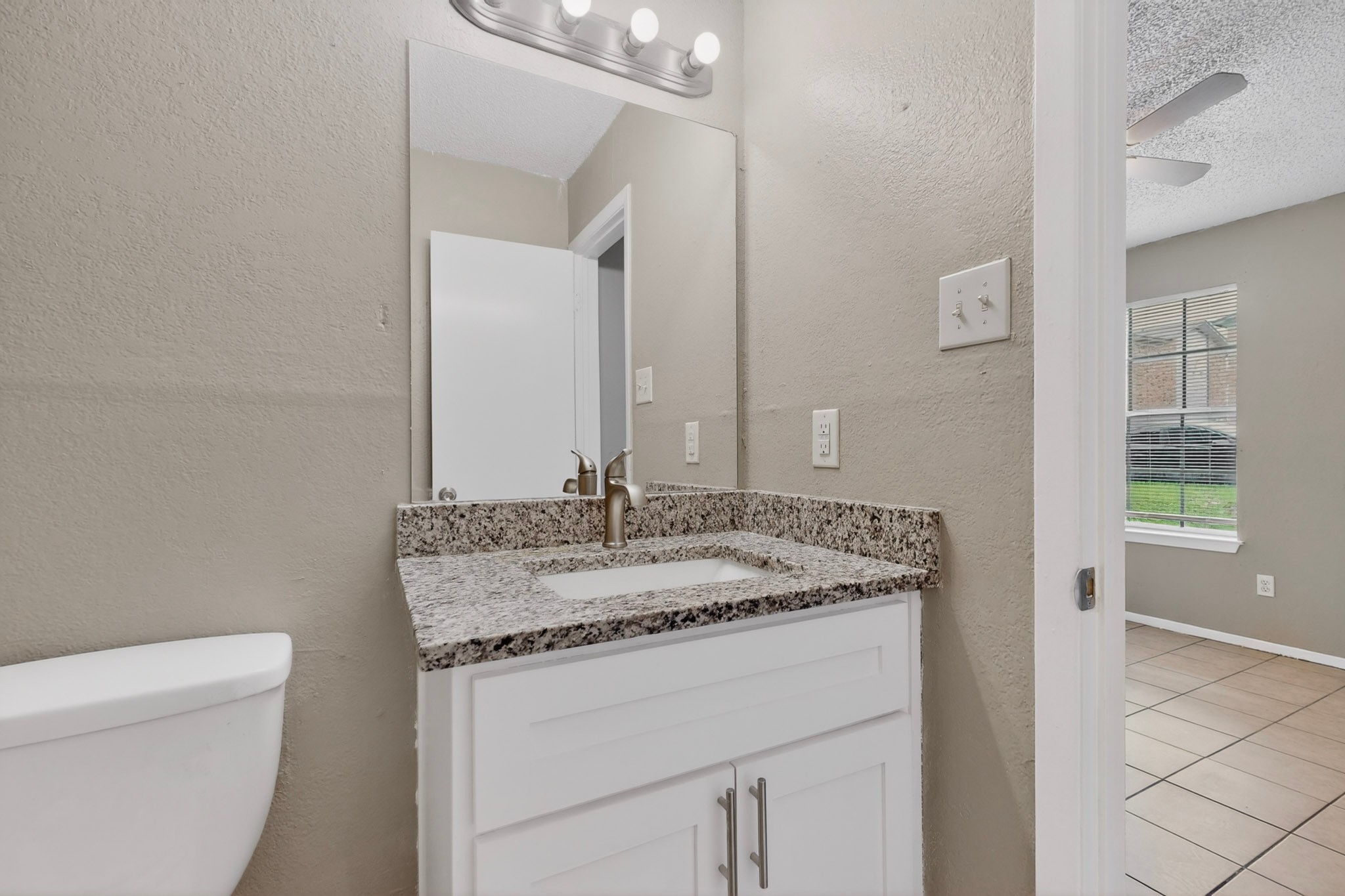 8024 Cambridge Circle White Settlement TX 76108