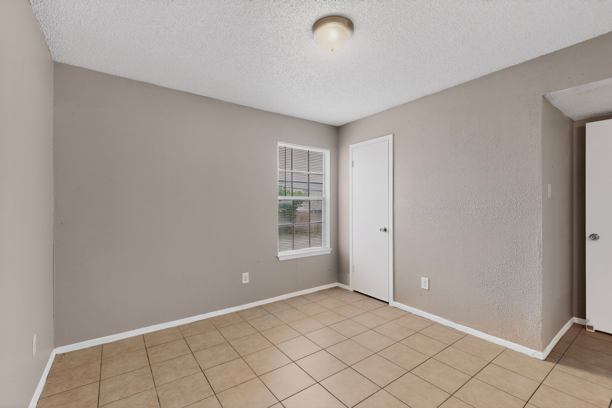8024 Cambridge Circle White Settlement TX 76108