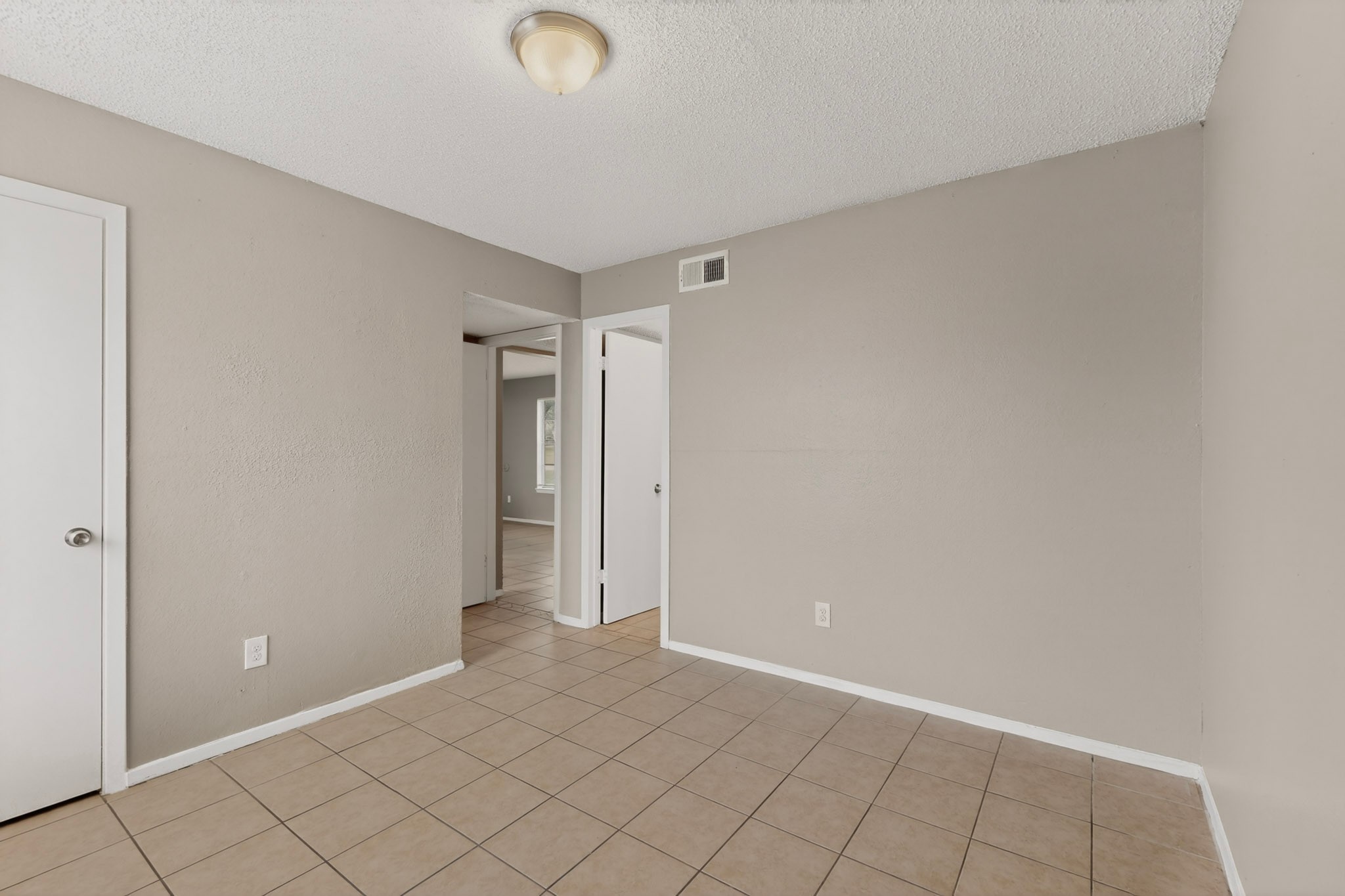 8024 Cambridge Circle White Settlement TX 76108