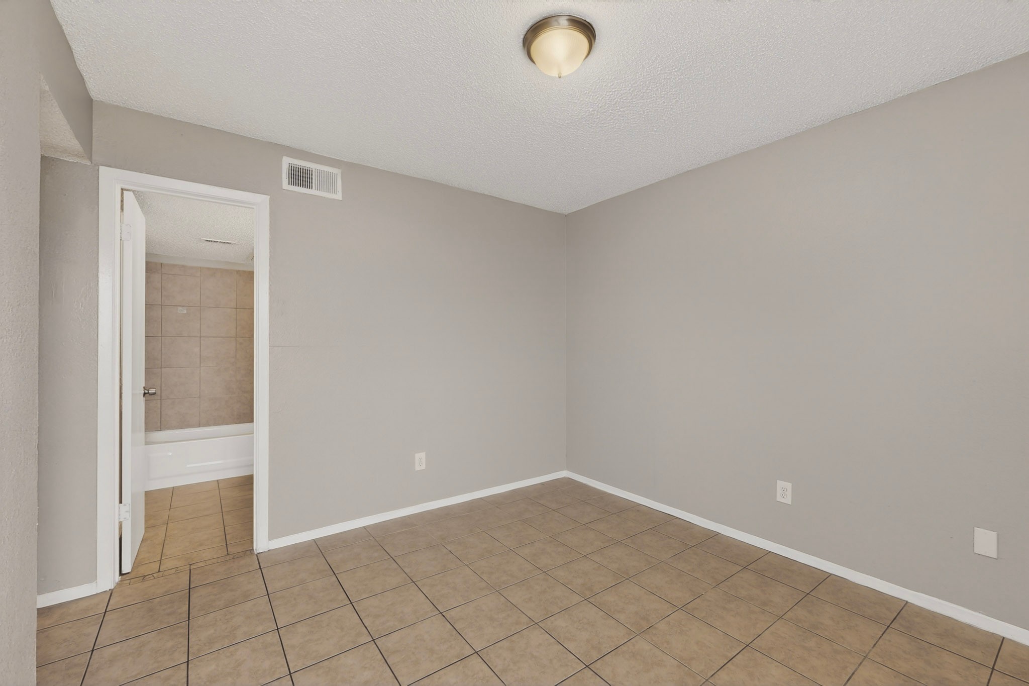 8024 Cambridge Circle White Settlement TX 76108