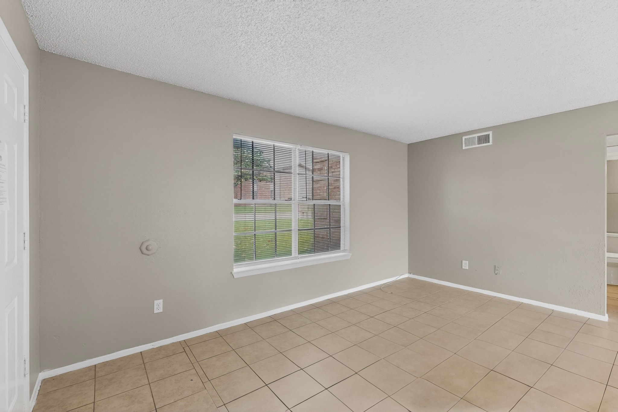 8024 Cambridge Circle White Settlement TX 76108