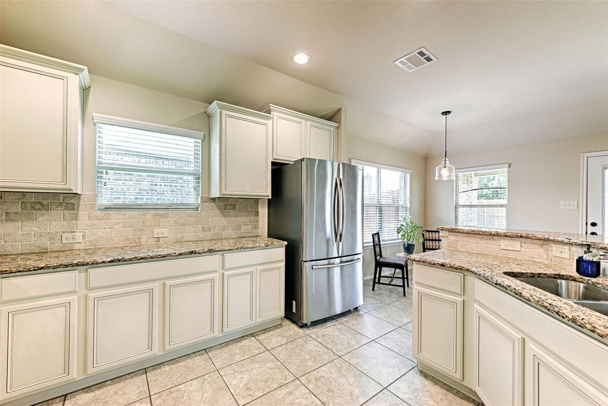 220 Noel Drive Mckinney TX 75072