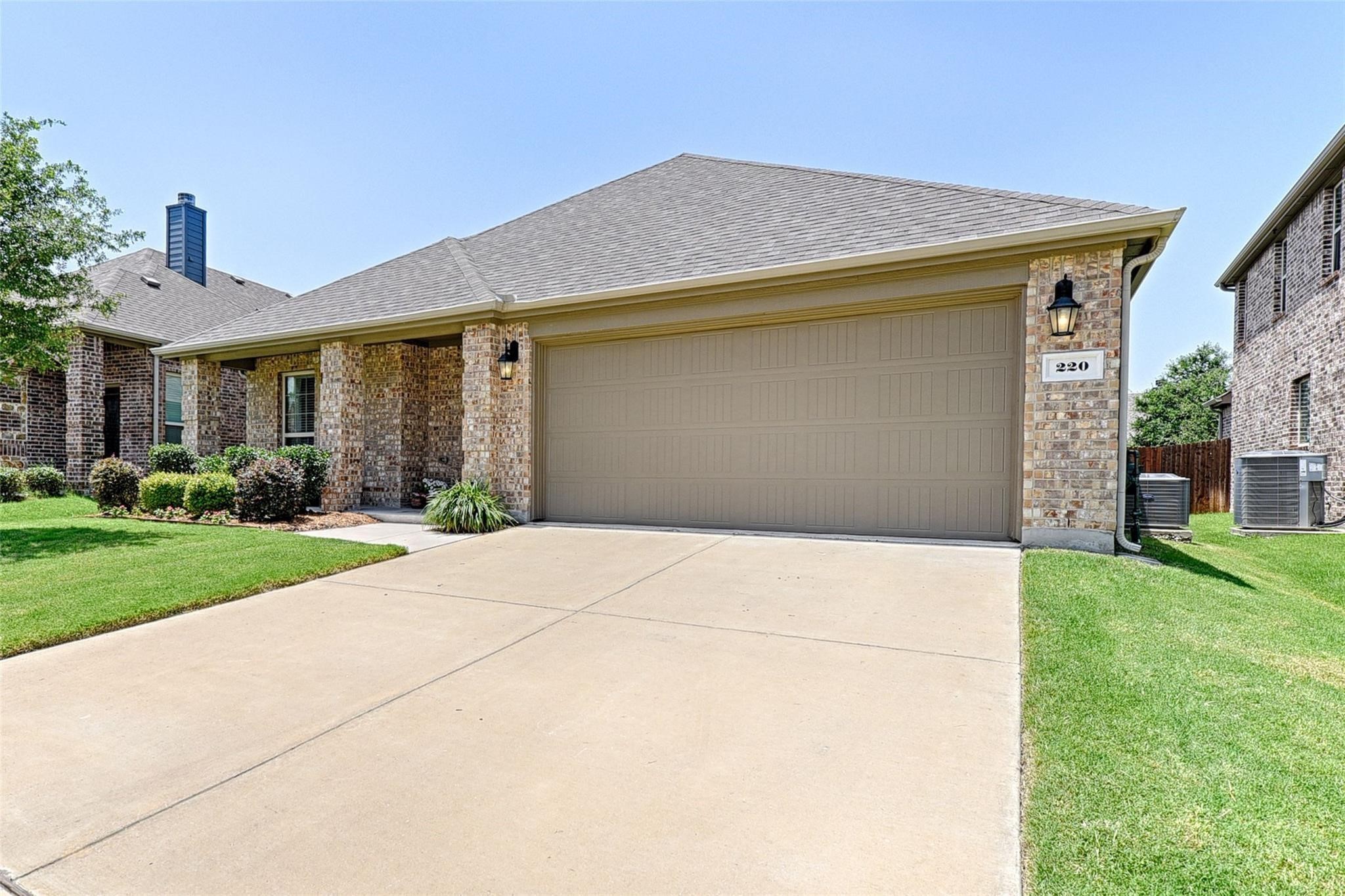 220 Noel Drive Mckinney TX 75072