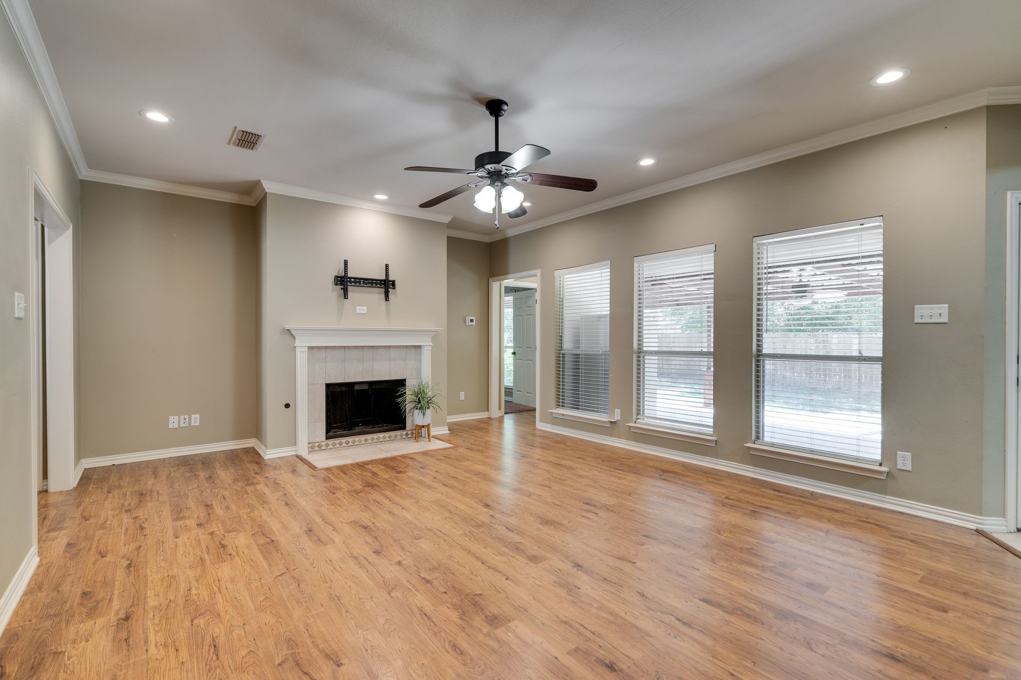 1001 Porter Place Sanger TX 76266
