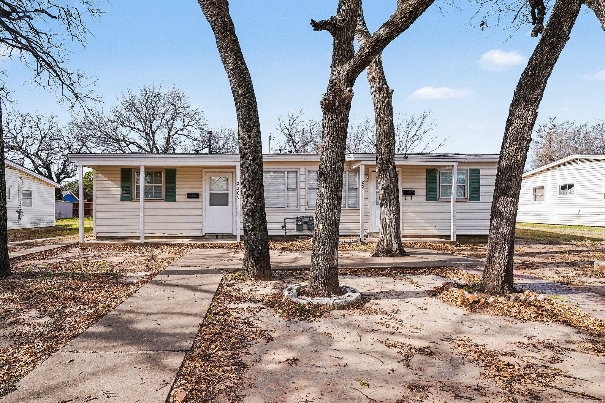 2211 Barbell Lane Fort Worth TX 76111