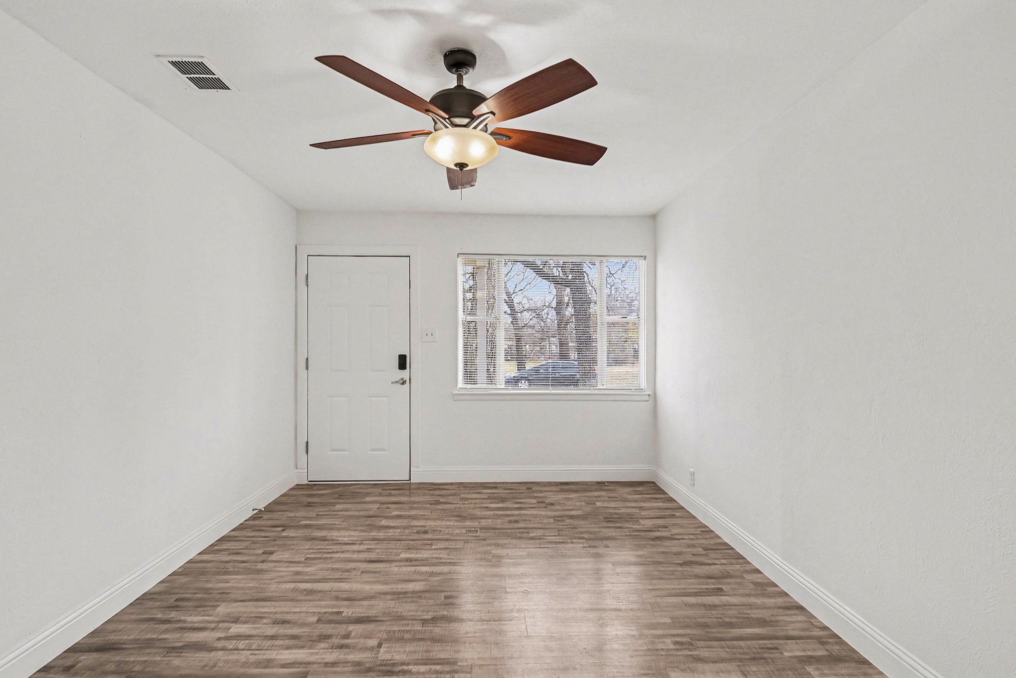 2211 Barbell Lane Fort Worth TX 76111