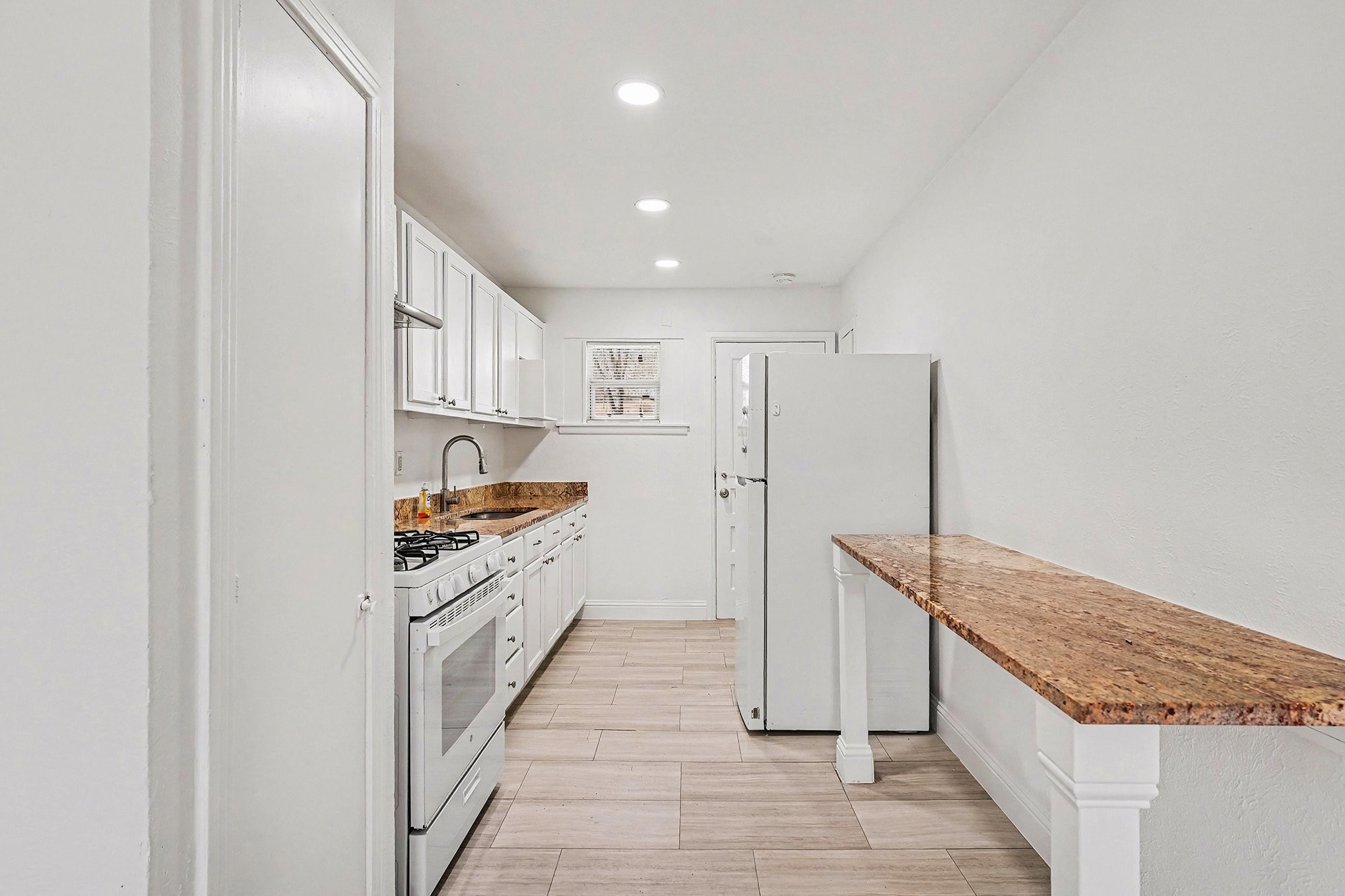 2211 Barbell Lane Fort Worth TX 76111