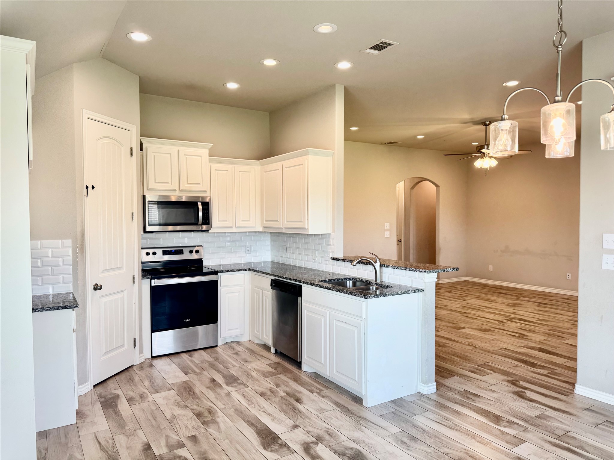 3325 Arrow Creek Drive Granbury TX 76049