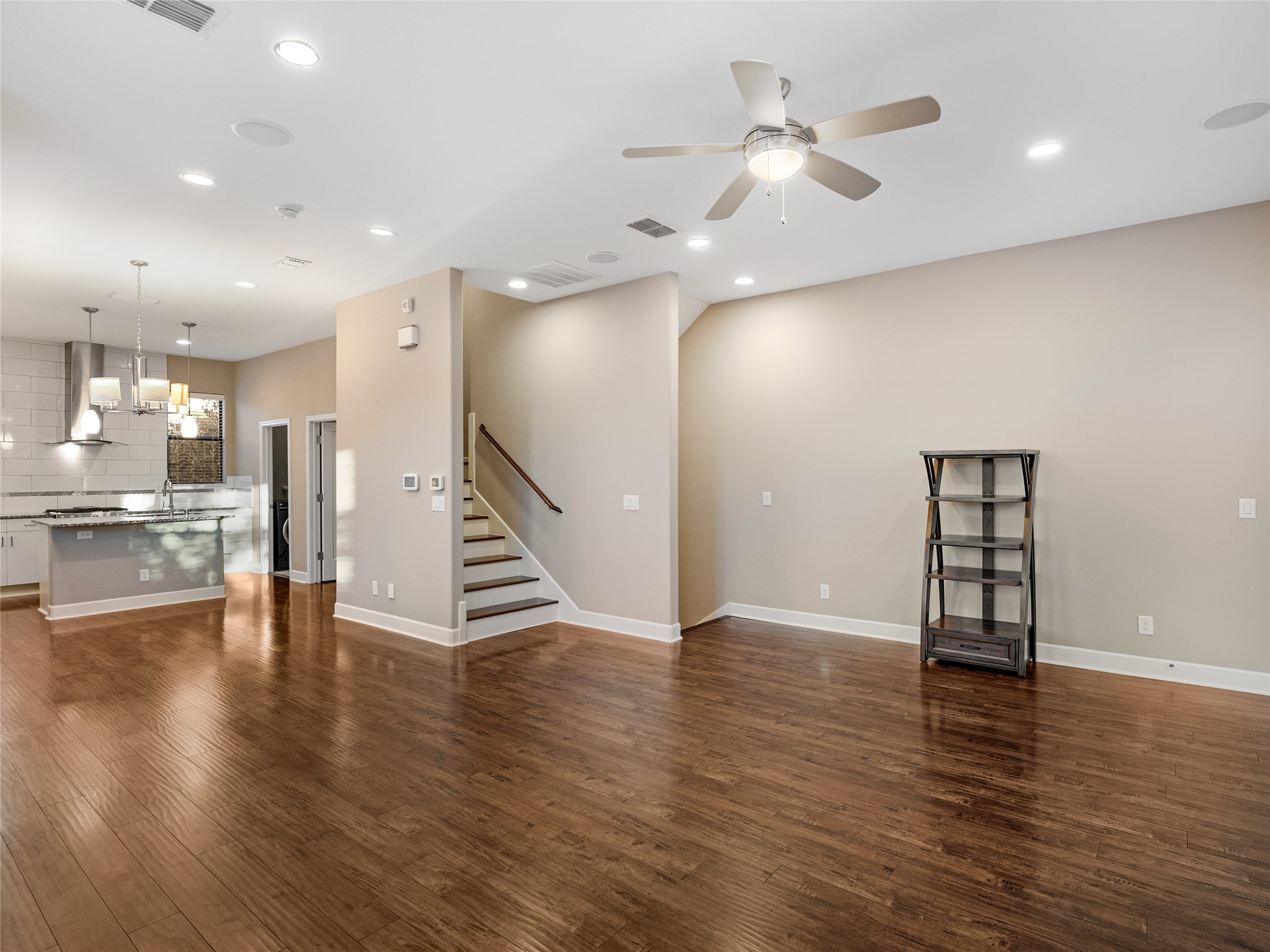 1801 Annex Avenue Dallas TX 75204