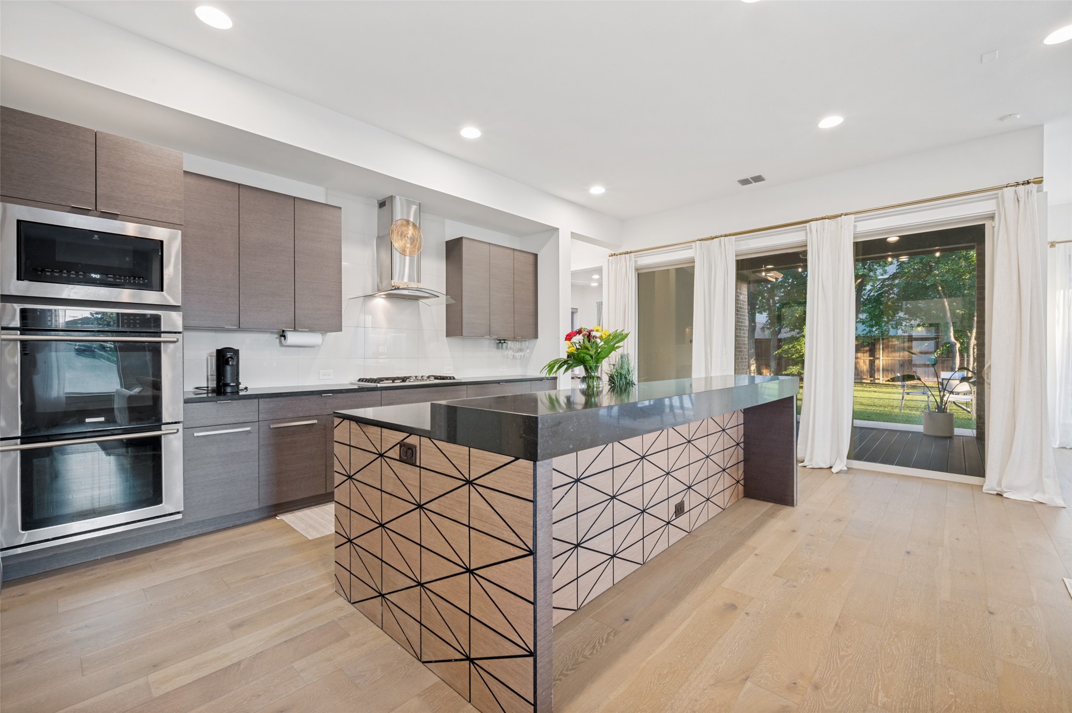 5817 Yorkshire Mckinney TX 75070