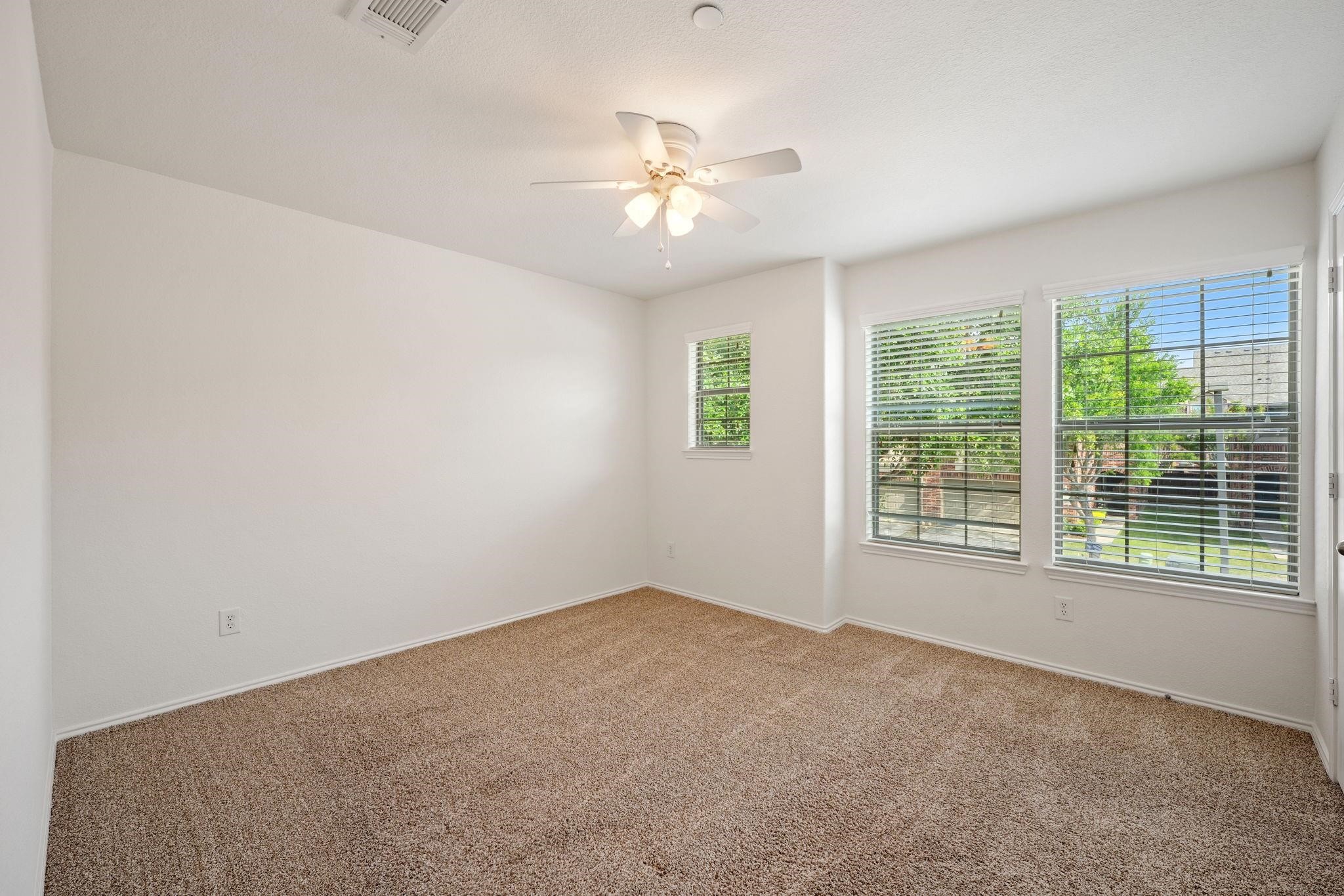 1013 Lucy Lane Allen TX 75013