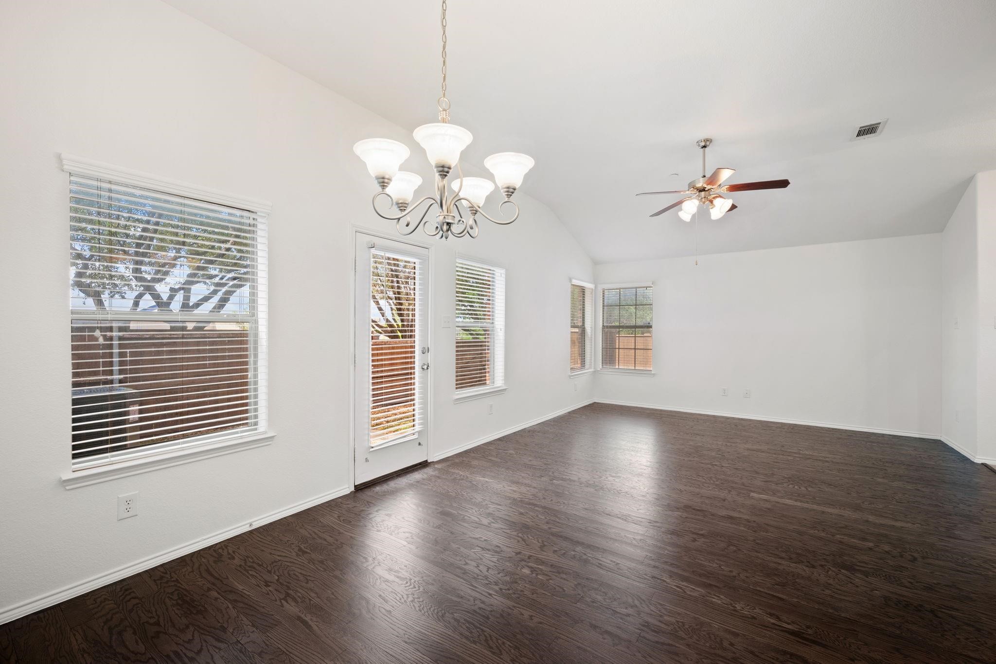 1013 Lucy Lane Allen TX 75013