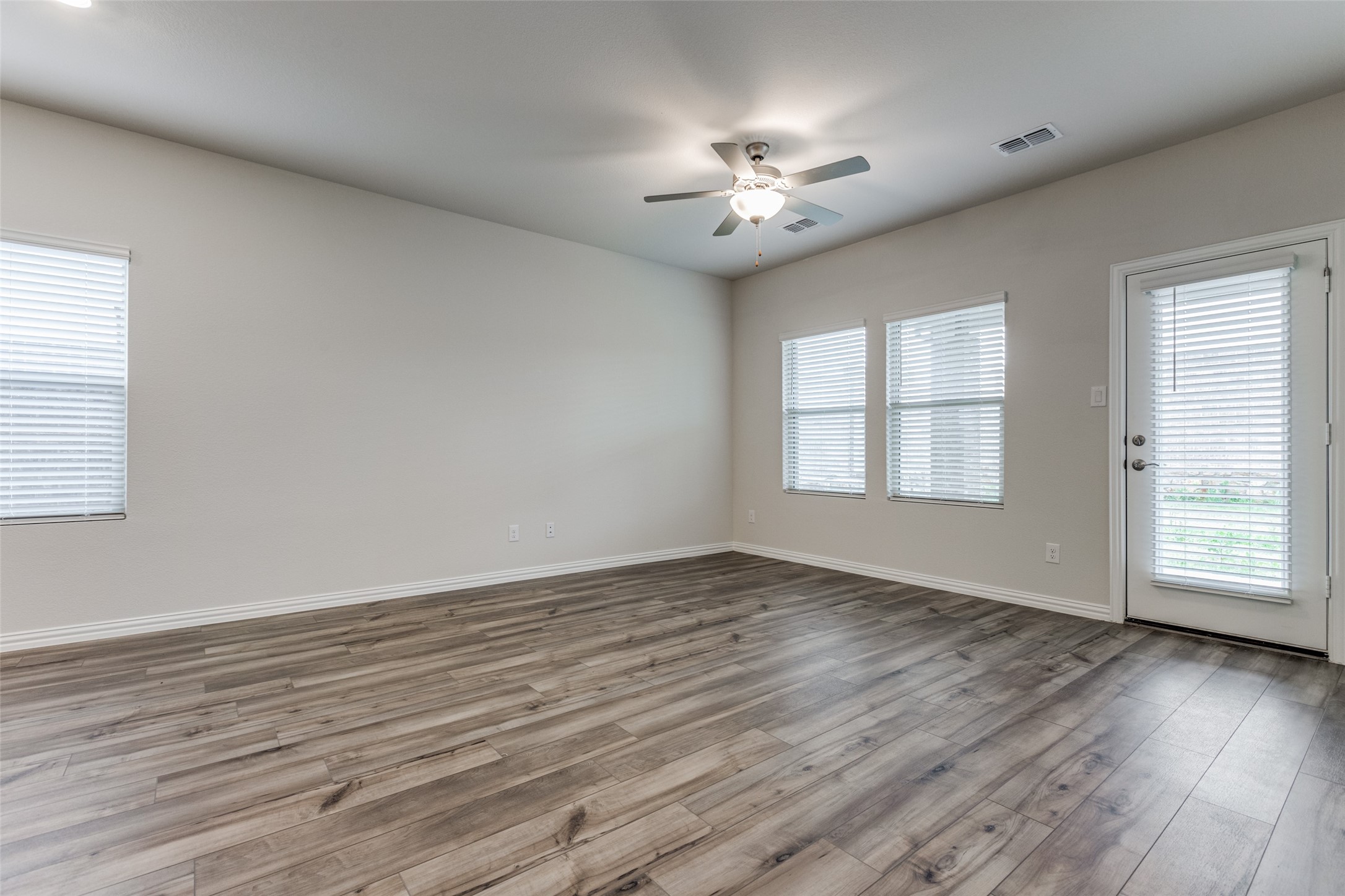 5011 Bellhurst Drive Princeton TX 75071