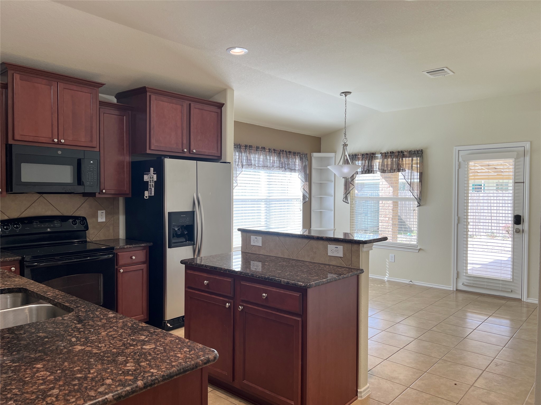 10244 Marigold Road Waco TX 76708