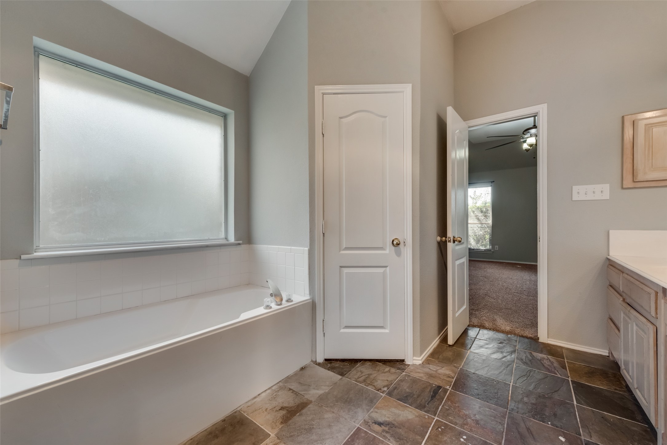 9102 Creede Trail Fort Worth TX 76118