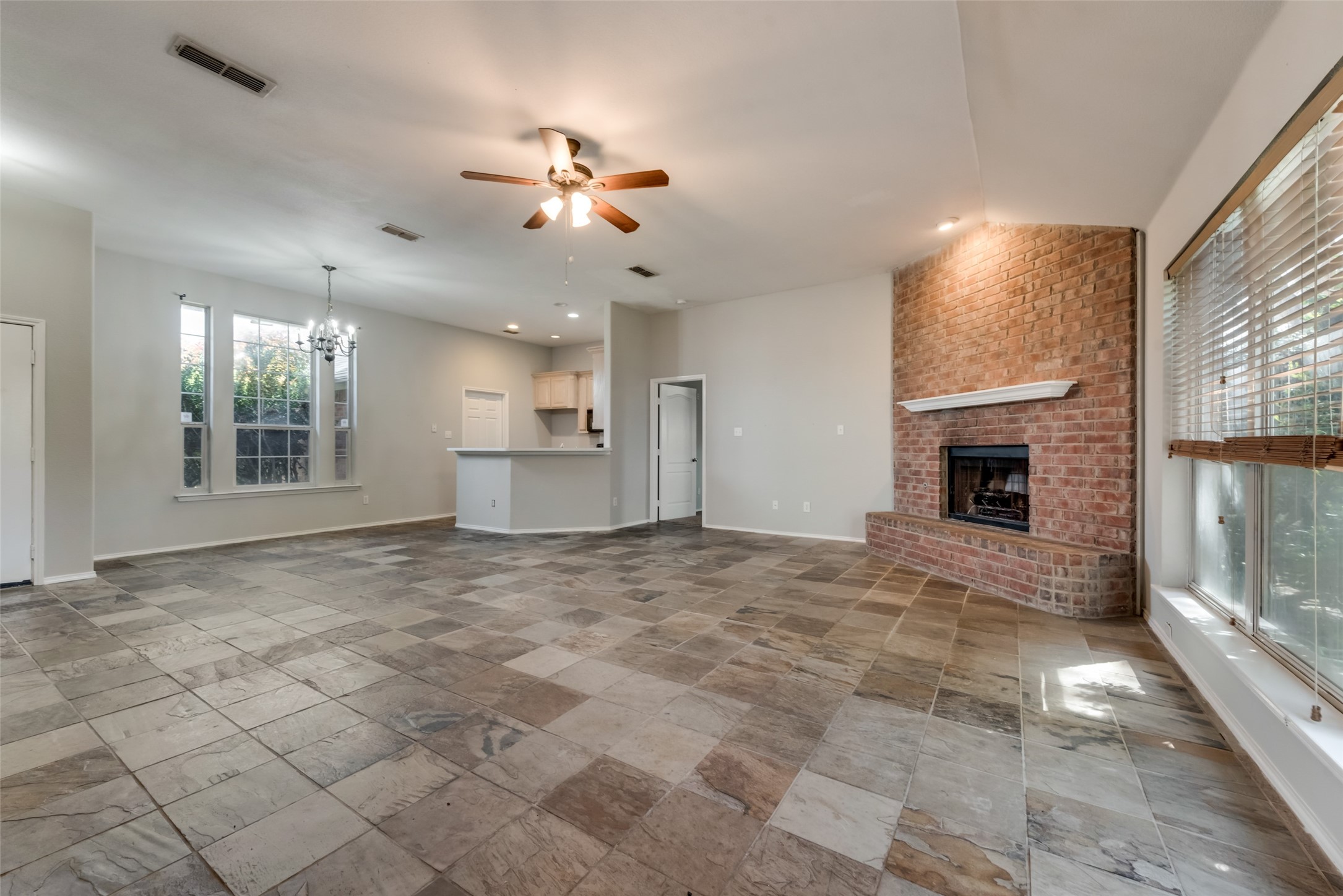 9102 Creede Trail Fort Worth TX 76118