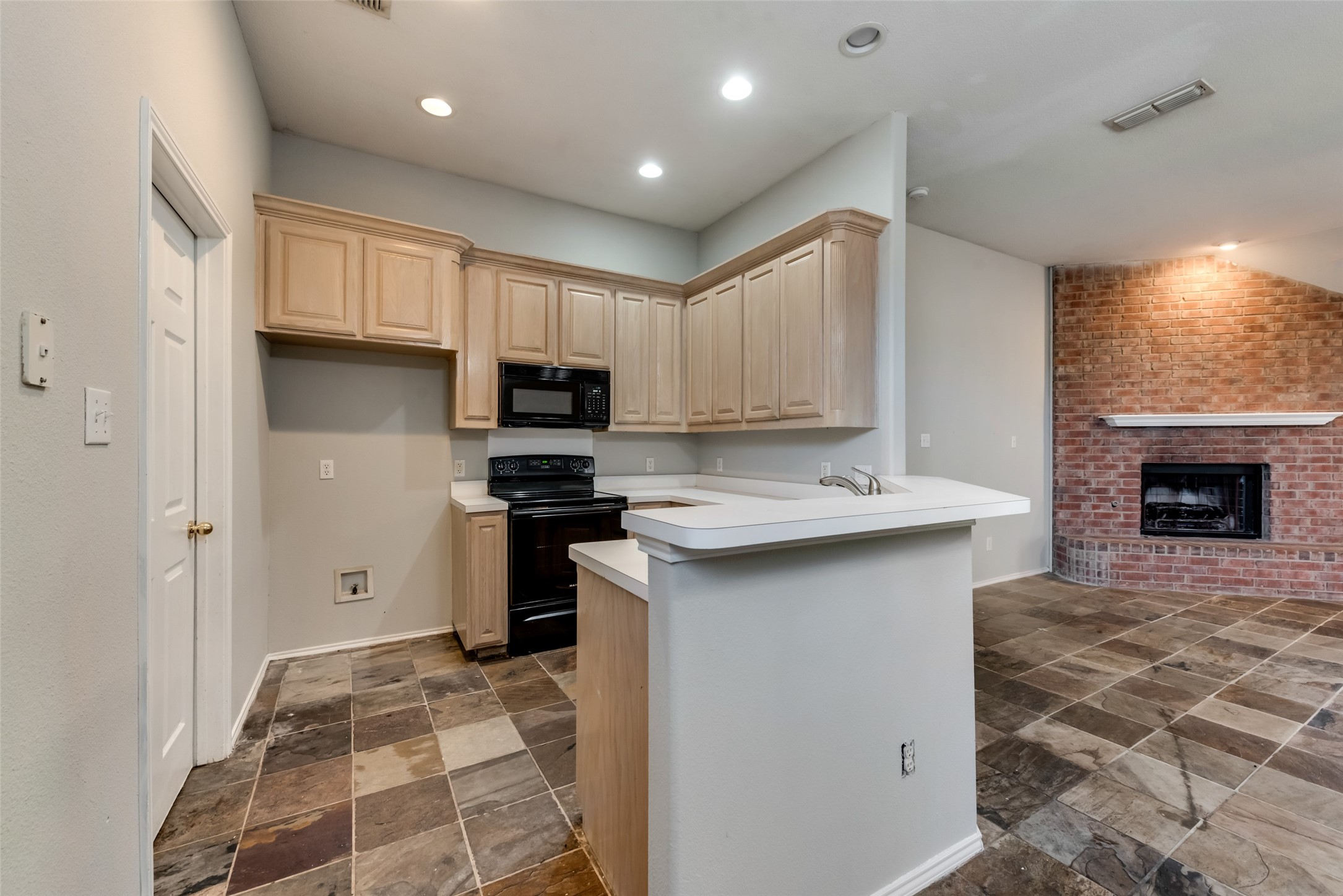 9102 Creede Trail Fort Worth TX 76118