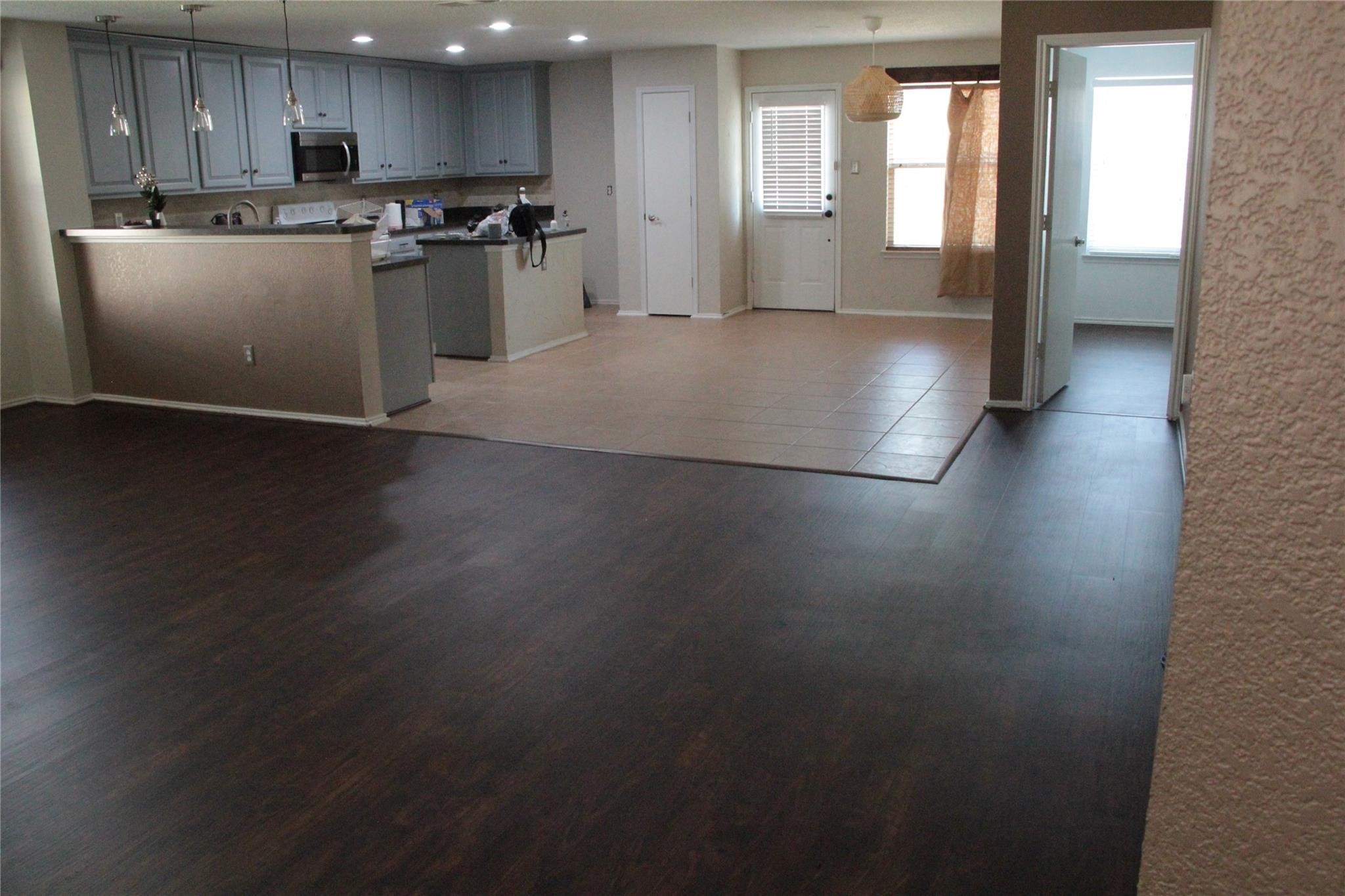 2059 La Salle Trail Grand Prairie TX 75052