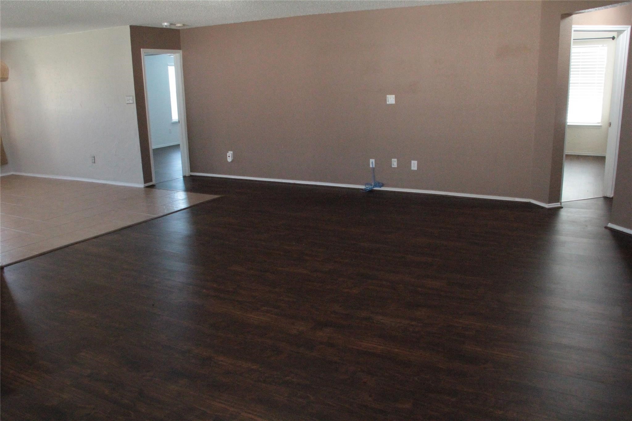 2059 La Salle Trail Grand Prairie TX 75052