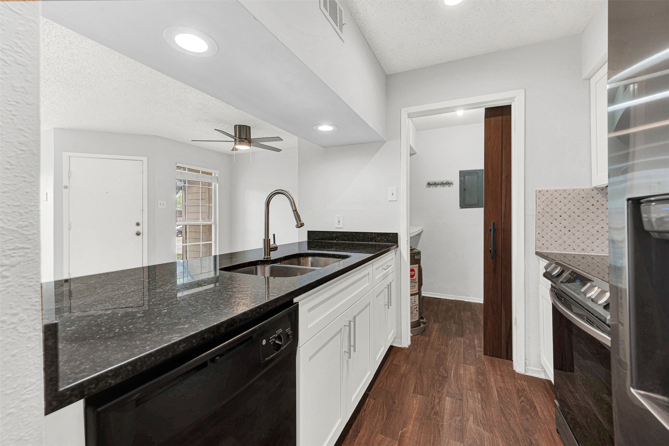 12480 Abrams Road Dallas TX 75243