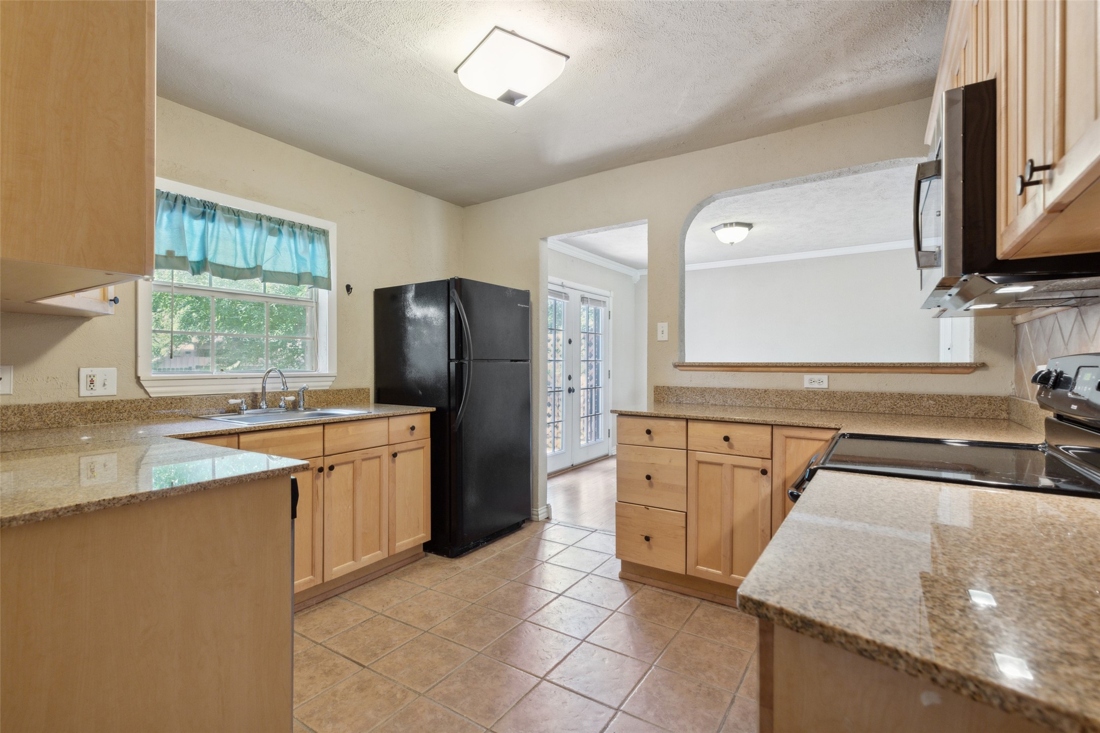 3884 Van Ness Lane Dallas TX 75220