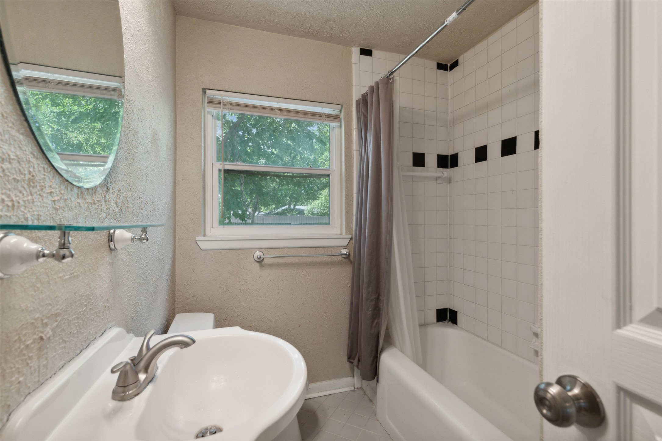 3884 Van Ness Lane Dallas TX 75220