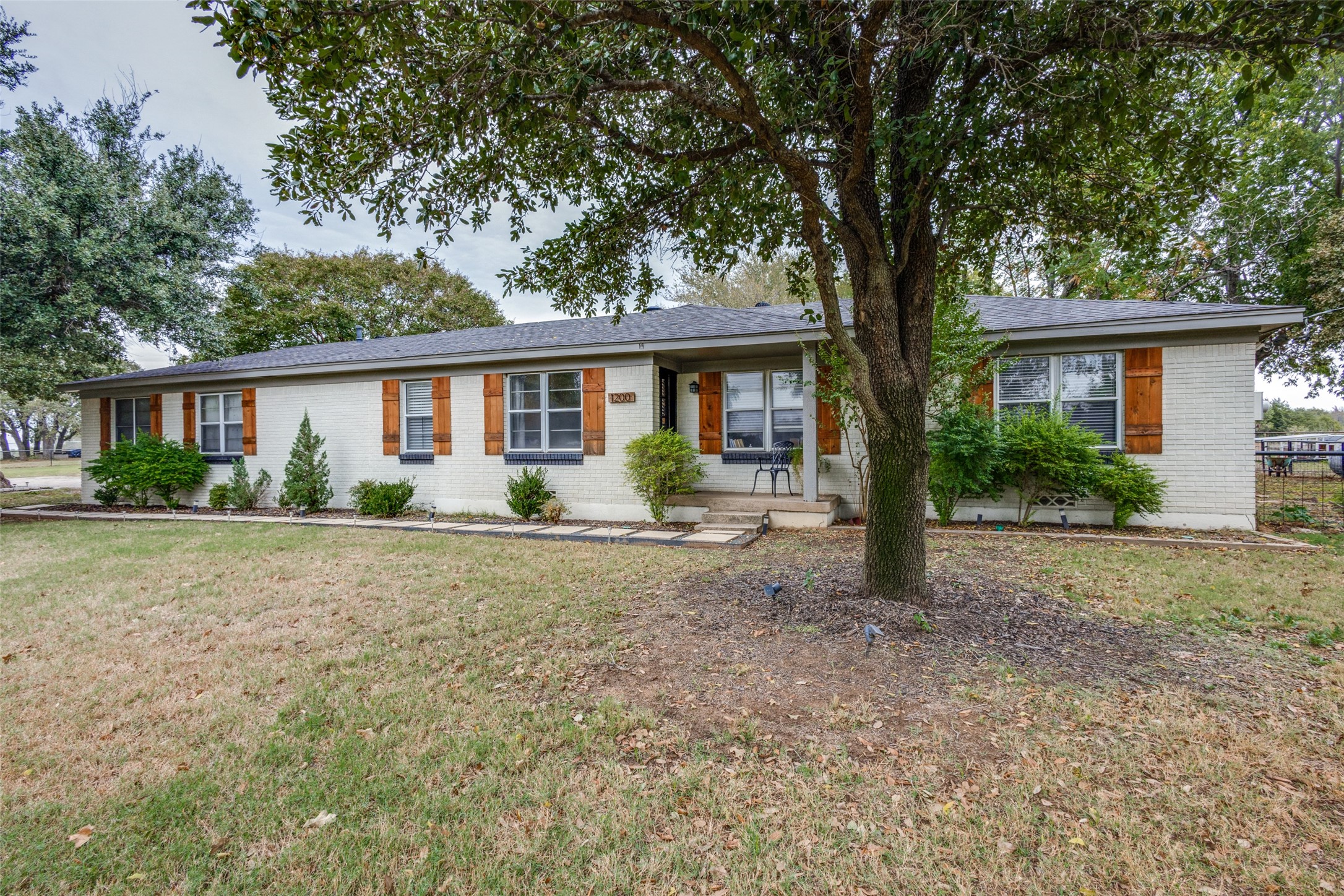 1200 Tipps Road Cross Roads TX 76227