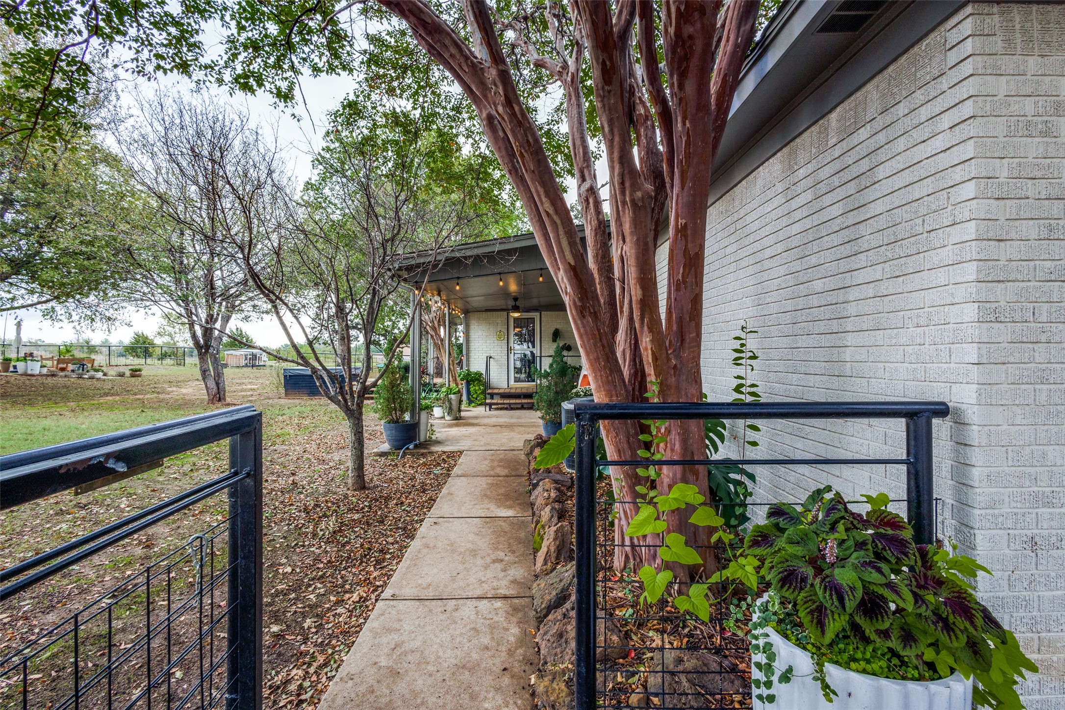 1200 Tipps Road Cross Roads TX 76227