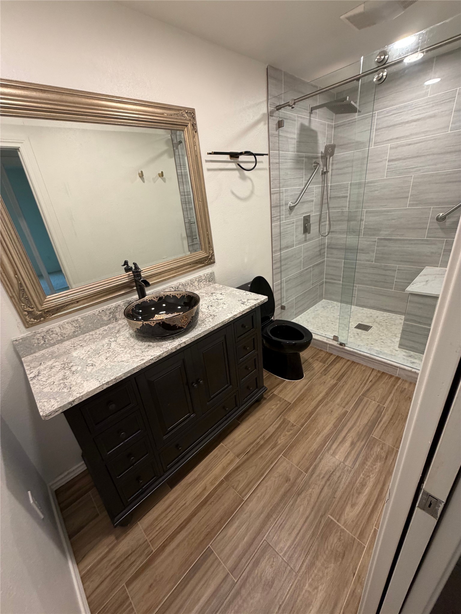 4909 Van Ness Street Garland TX 75043