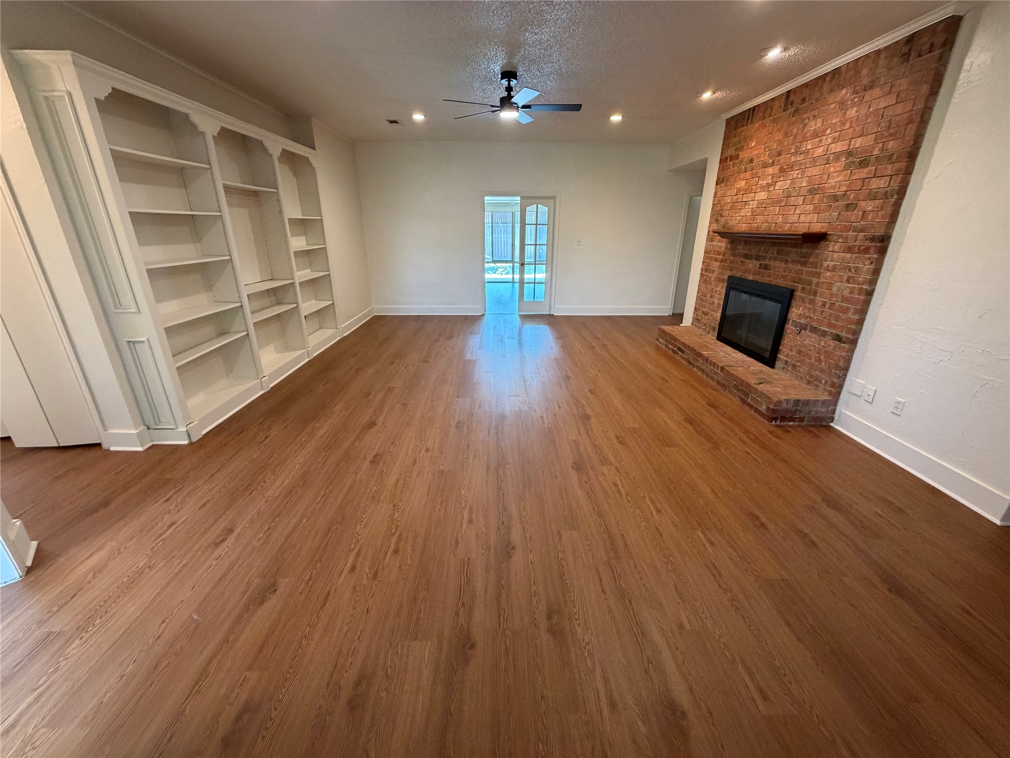 4909 Van Ness Street Garland TX 75043