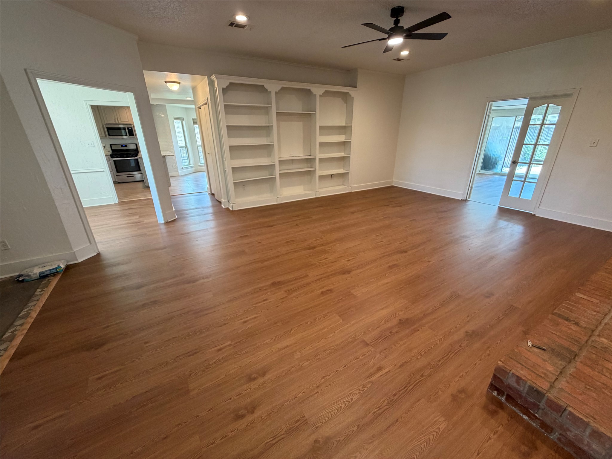 4909 Van Ness Street Garland TX 75043