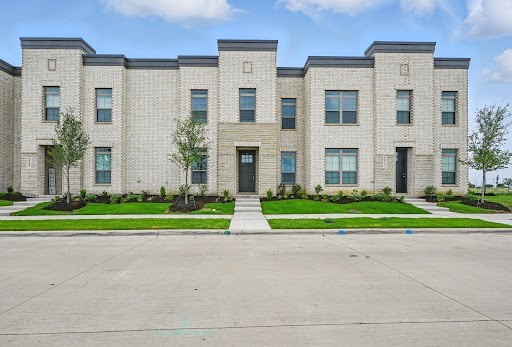 2112 Layla Drive Waxahachie TX 75165