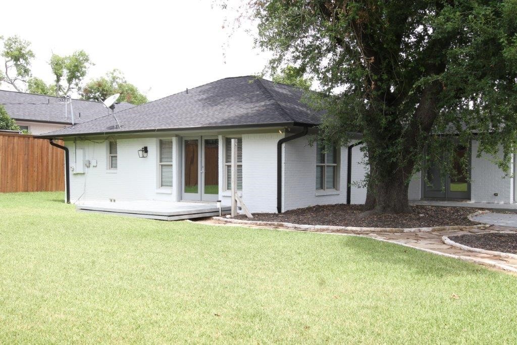 7614 Azalea Lane Dallas TX 75230