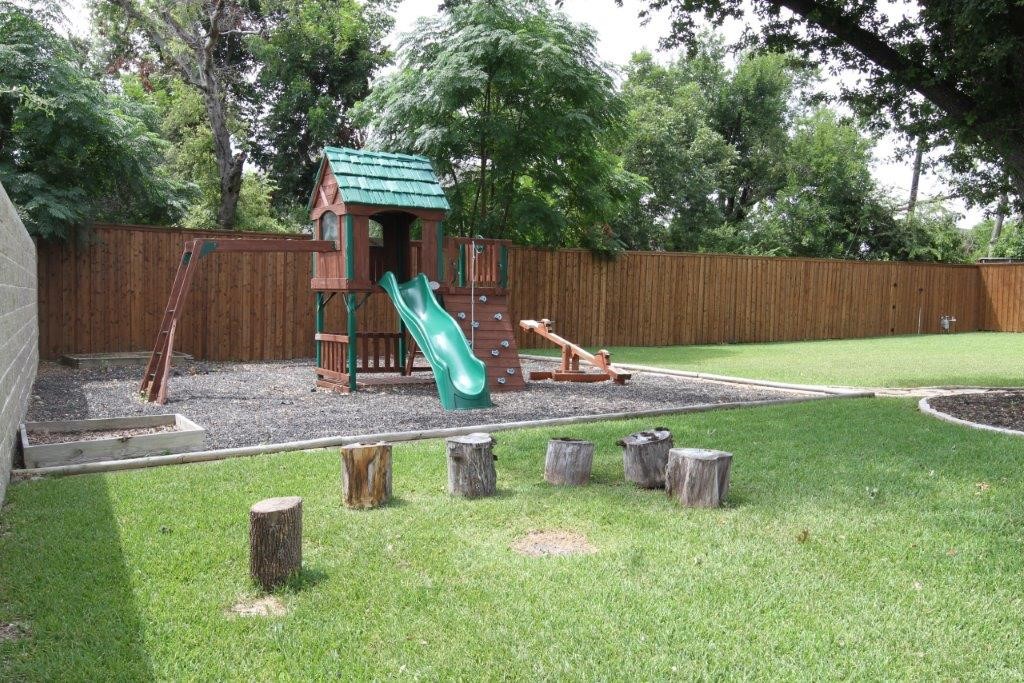 7614 Azalea Lane Dallas TX 75230