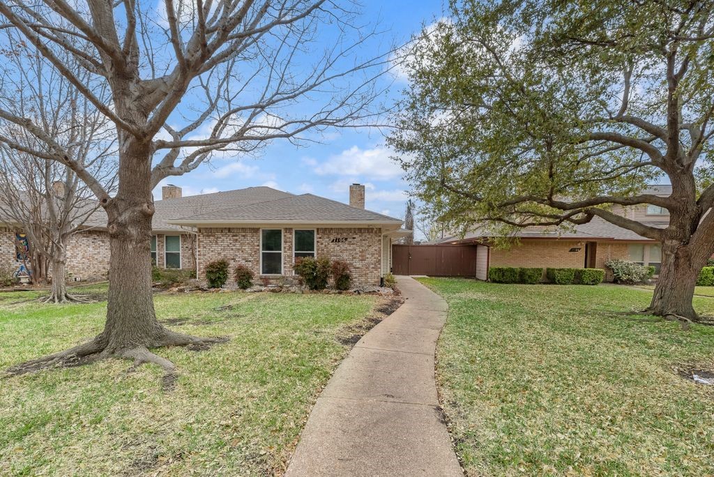 7106 Casablanca Court Dallas TX 75248
