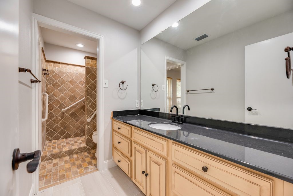 7106 Casablanca Court Dallas TX 75248
