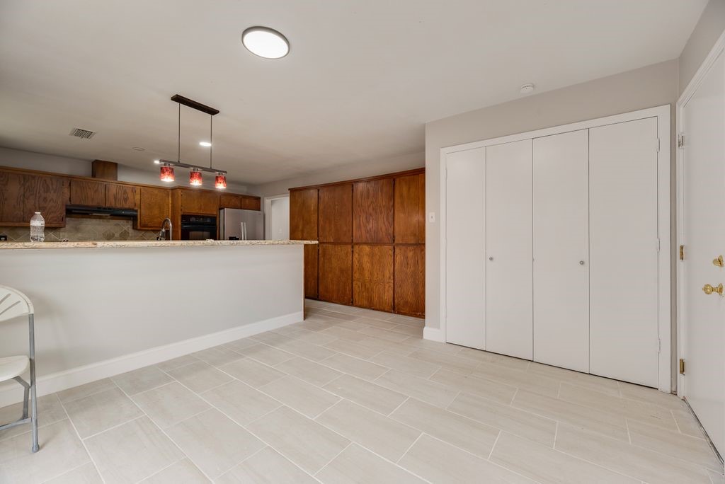 7106 Casablanca Court Dallas TX 75248