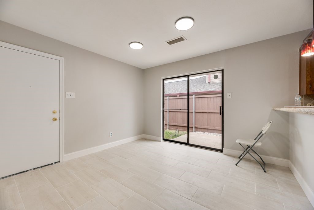 7106 Casablanca Court Dallas TX 75248