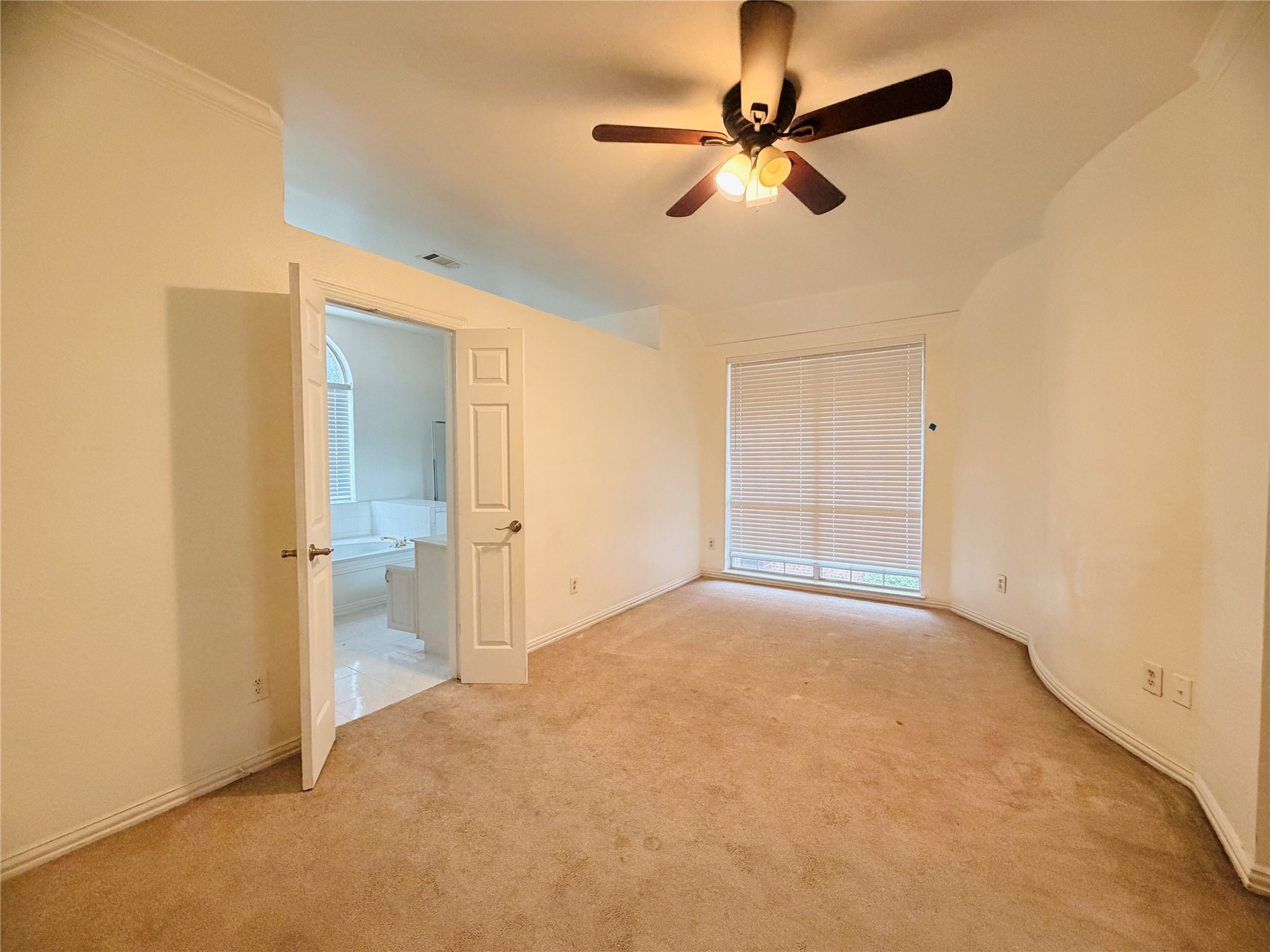 434 Moonlight Way Irving TX 75063
