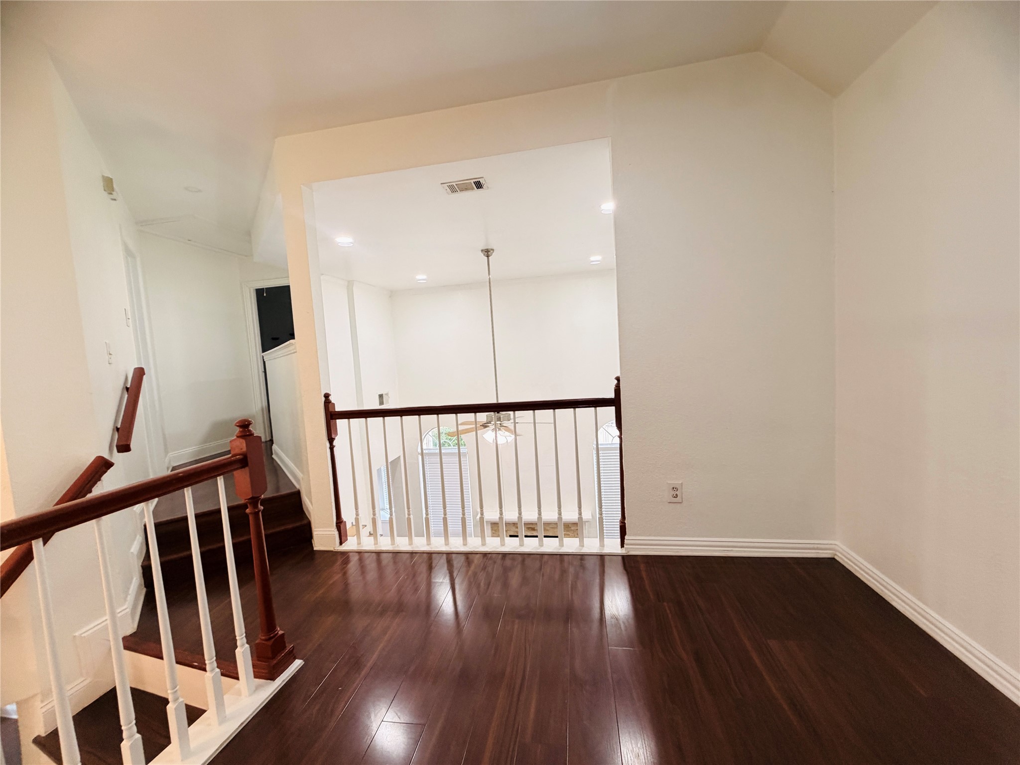 434 Moonlight Way Irving TX 75063