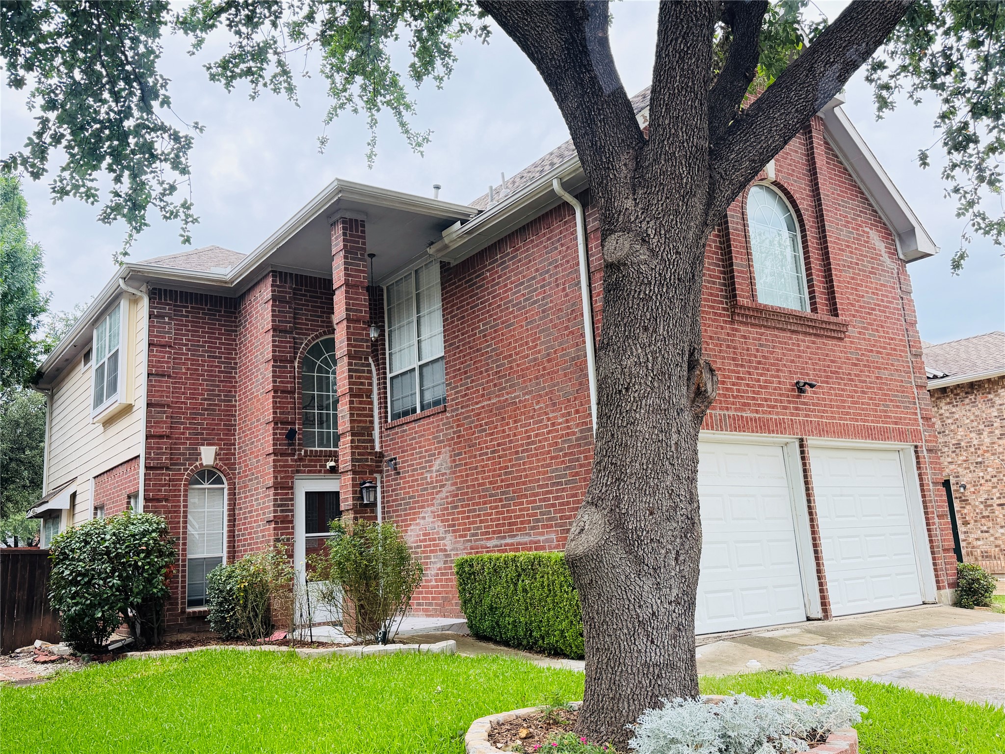 434 Moonlight Way Irving TX 75063