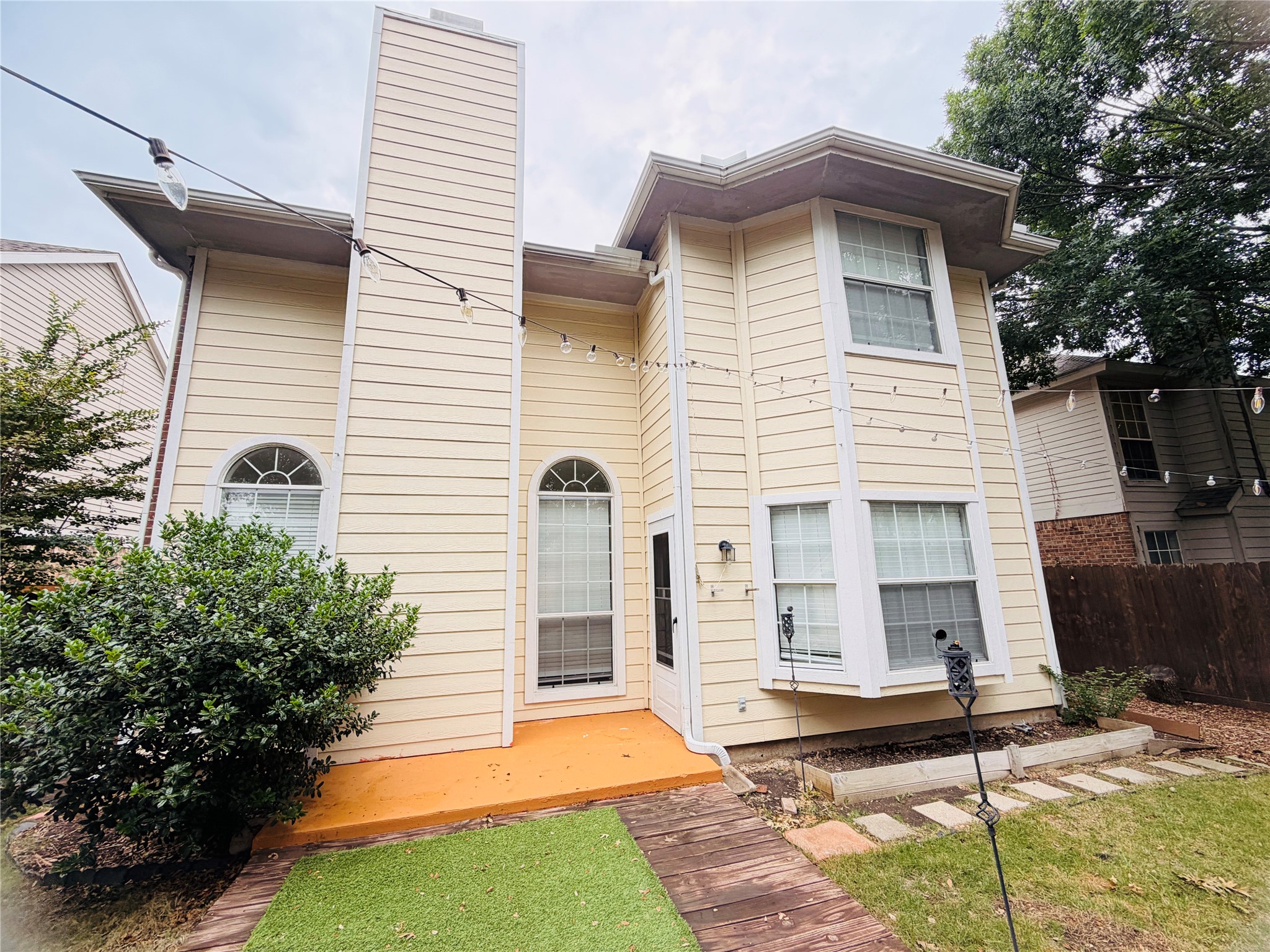 434 Moonlight Way Irving TX 75063