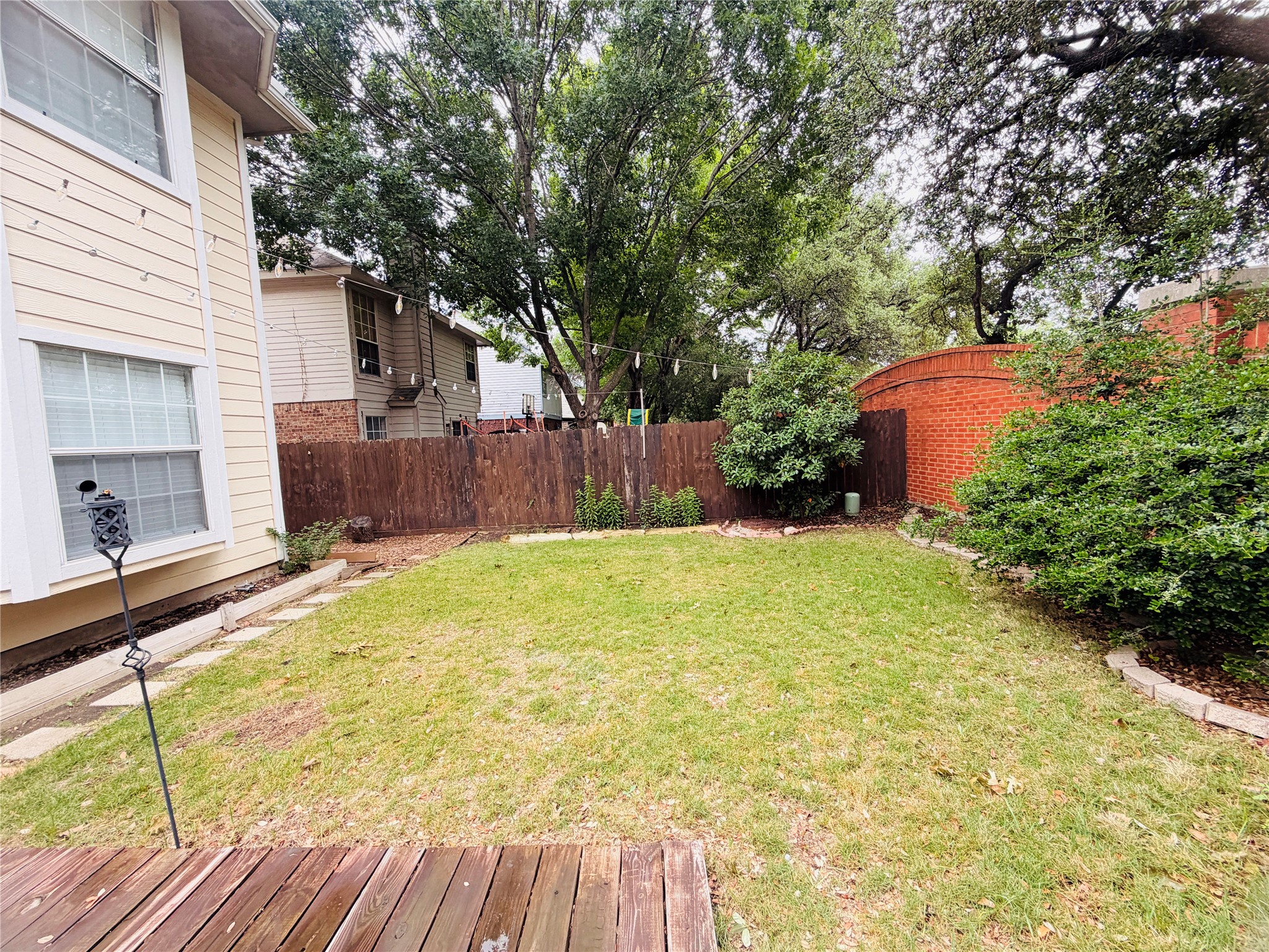 434 Moonlight Way Irving TX 75063