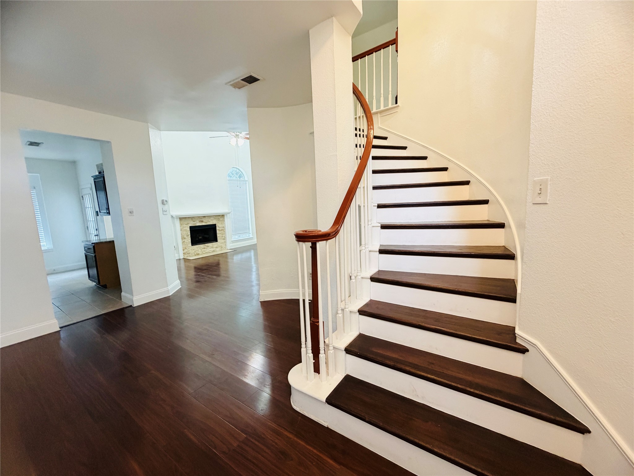 434 Moonlight Way Irving TX 75063