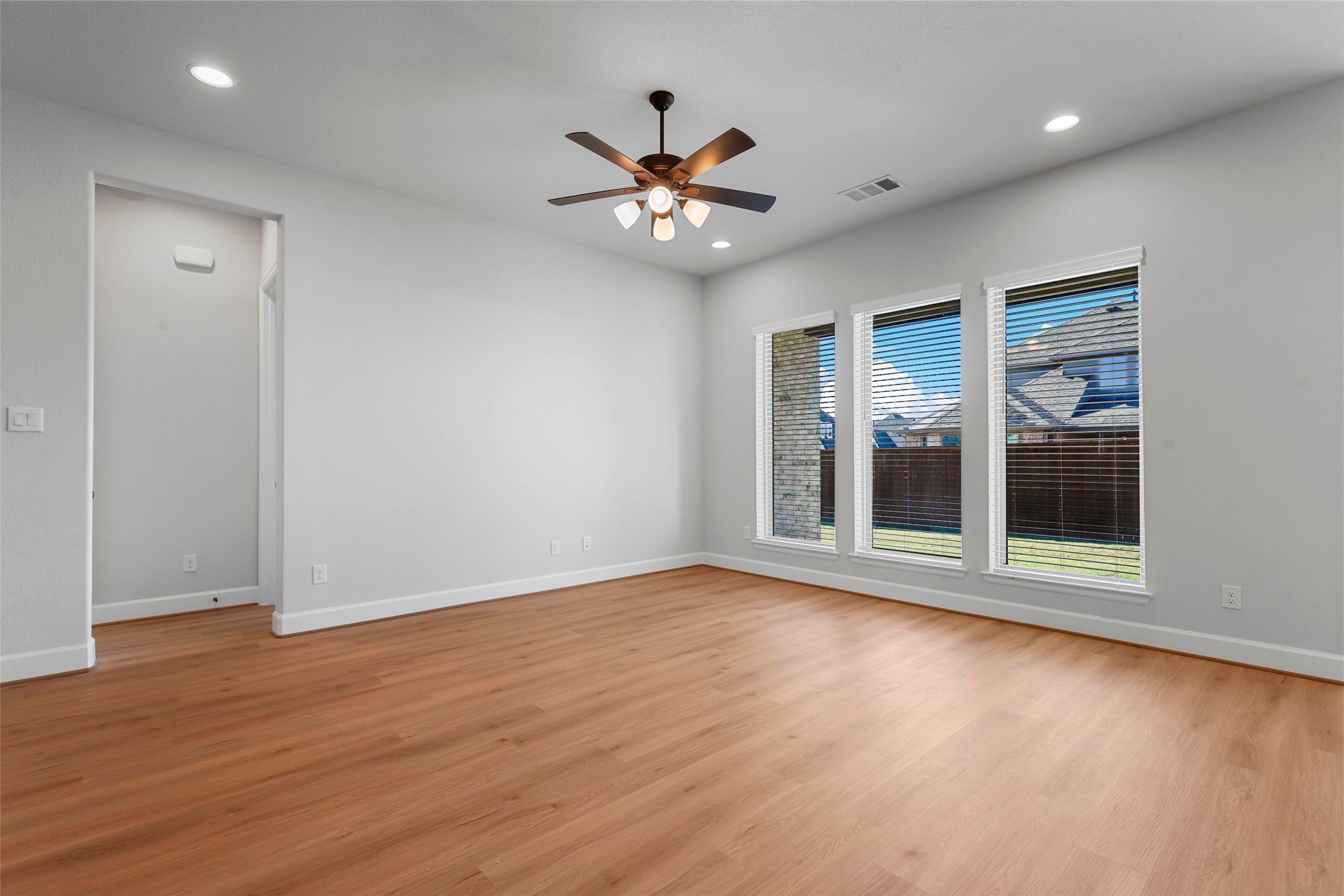 1824 Buckeye Lane Mansfield TX 76063