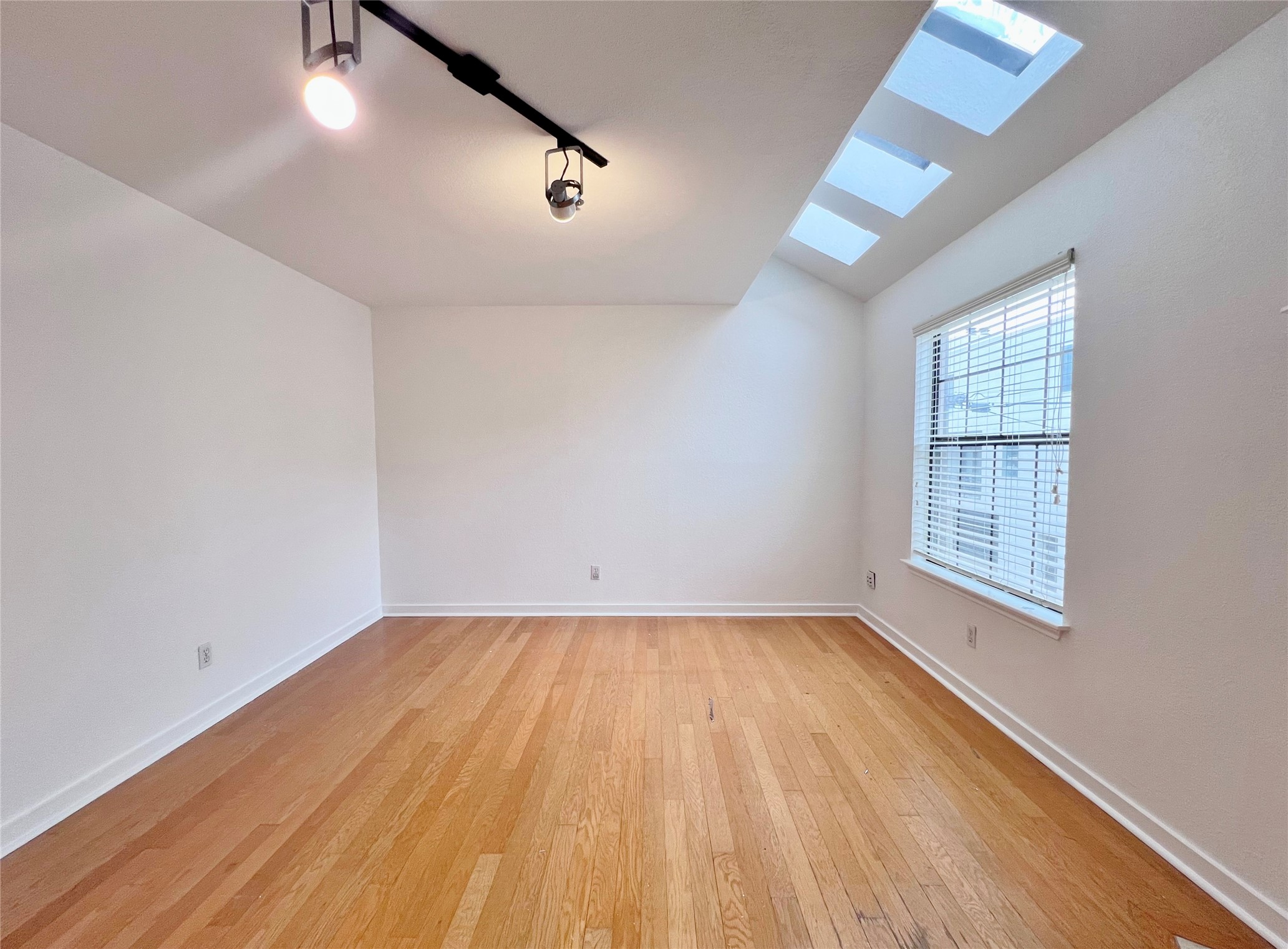3901 Travis Street Dallas TX 75204