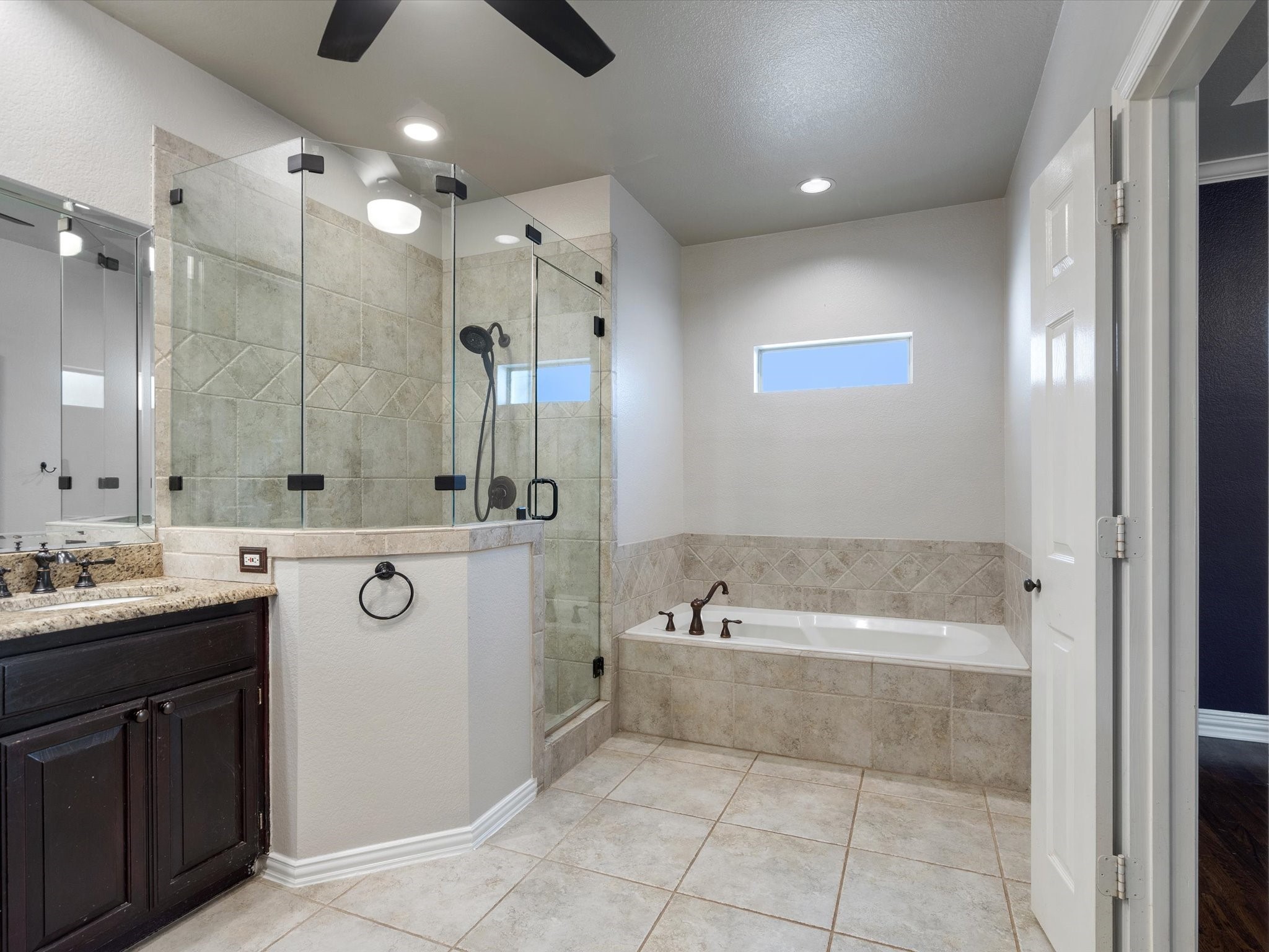 18731 Thorntree Lane Dallas TX 75252