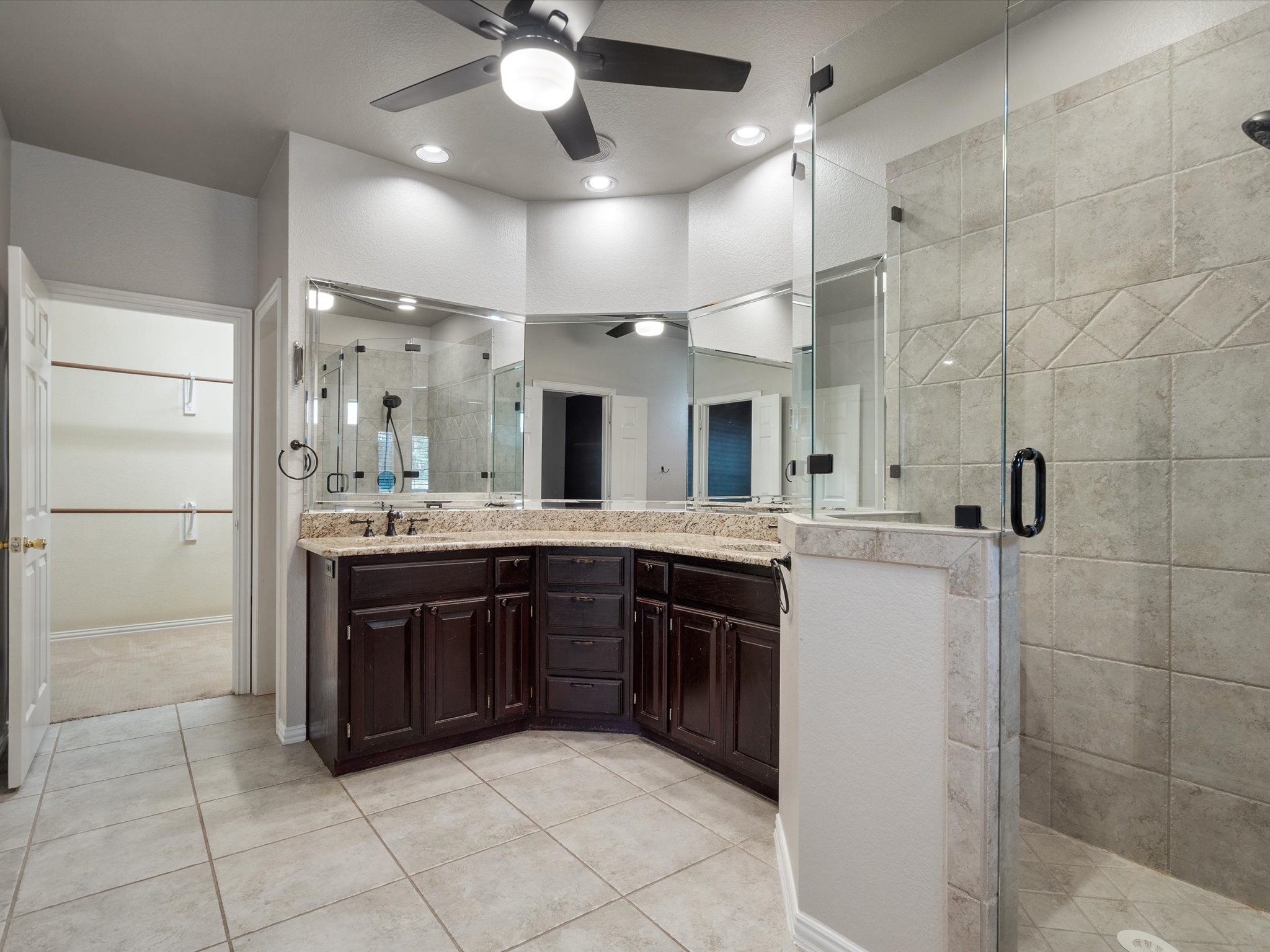 18731 Thorntree Lane Dallas TX 75252