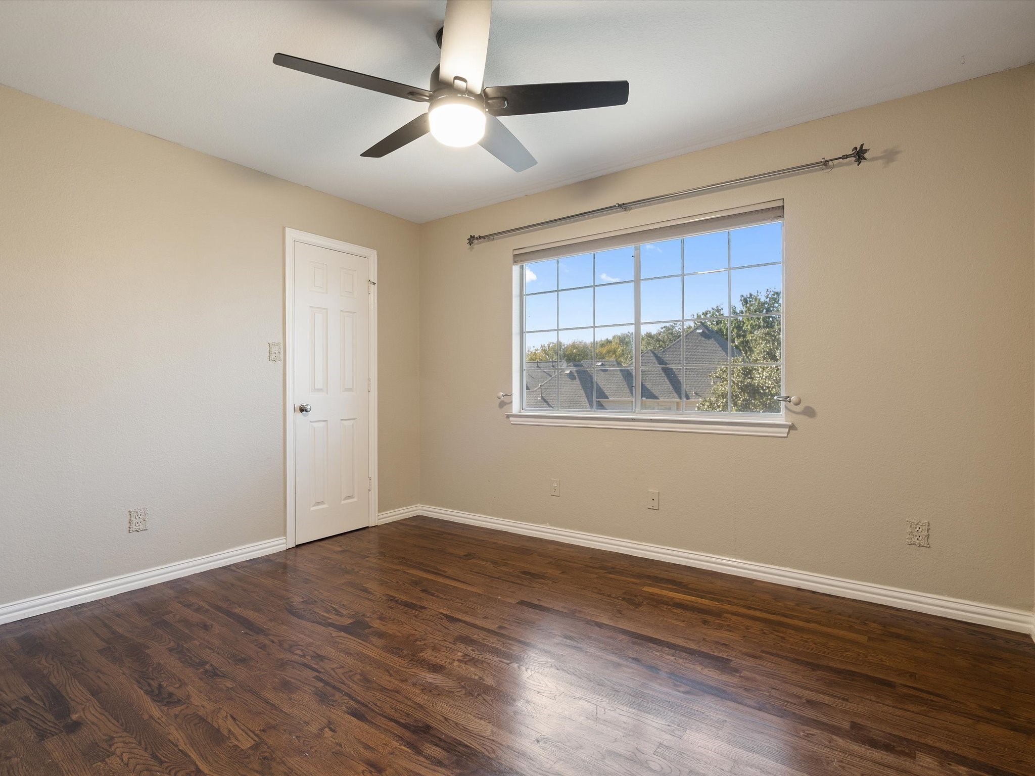 18731 Thorntree Lane Dallas TX 75252
