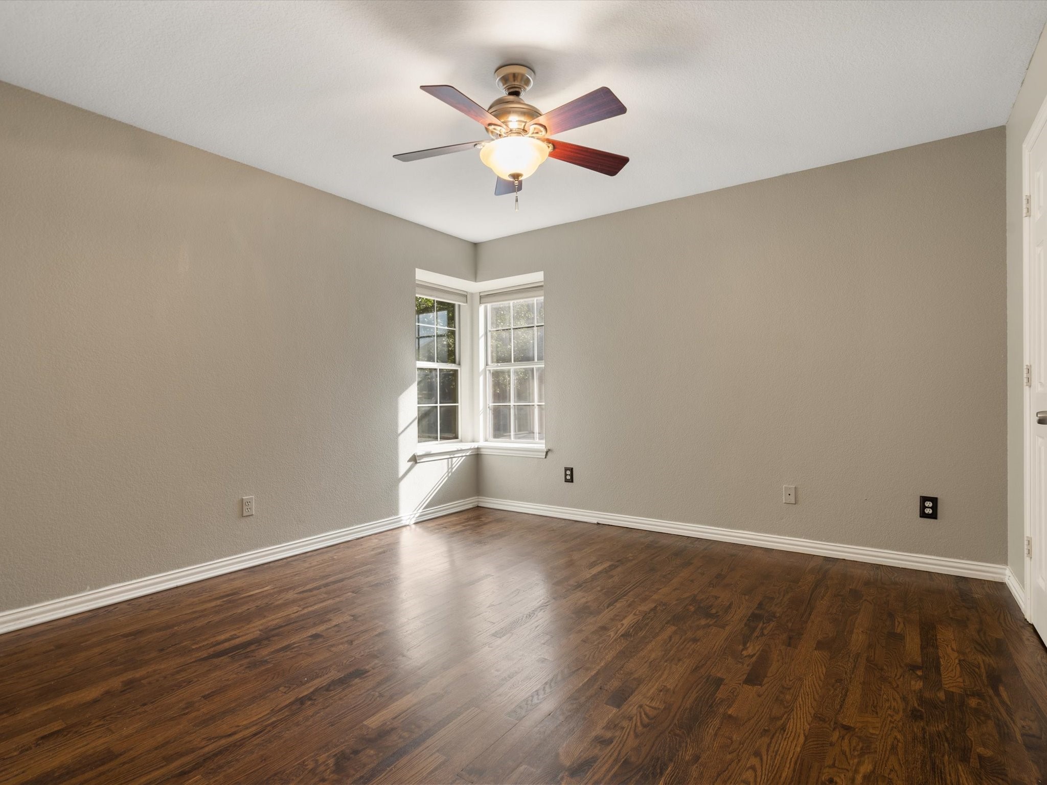 18731 Thorntree Lane Dallas TX 75252